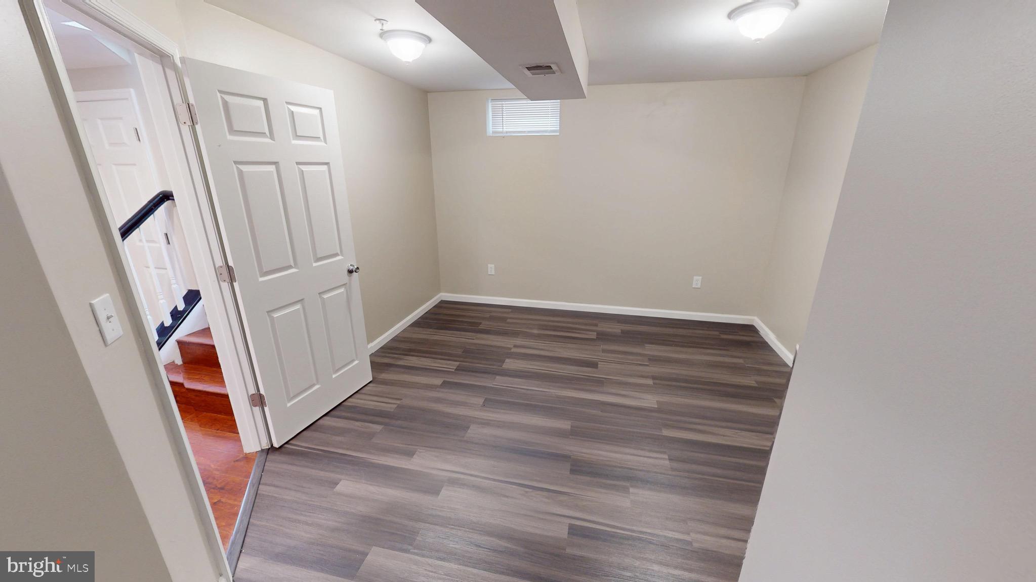 HAMPTON SUB-PLAT 1> - Residential