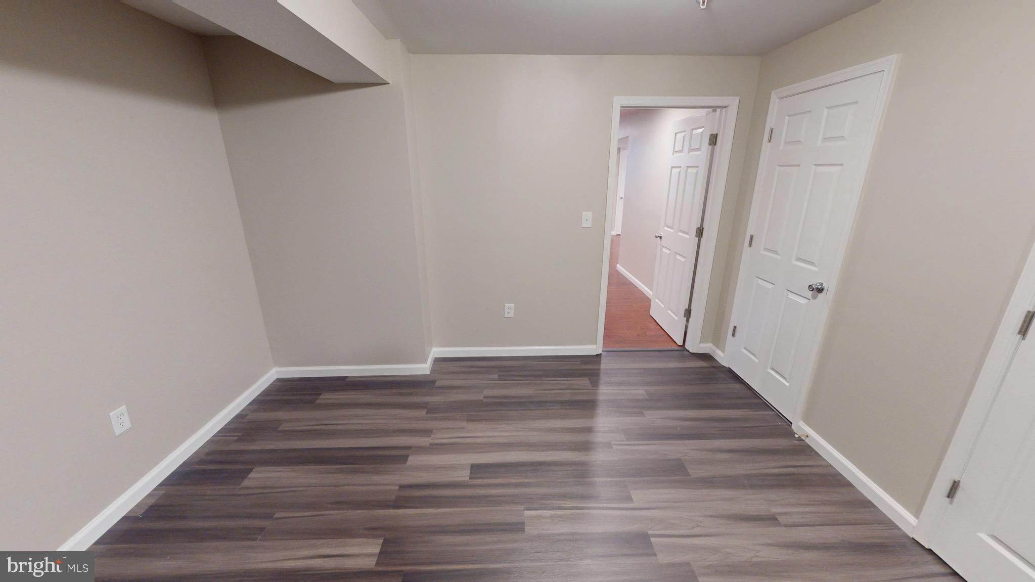 HAMPTON SUB-PLAT 1> - Residential