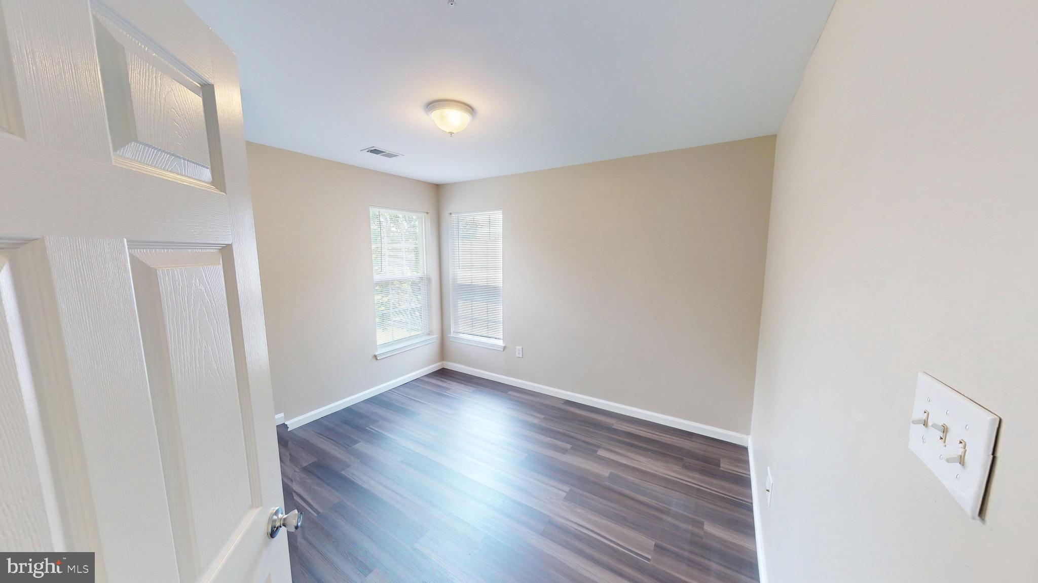 HAMPTON SUB-PLAT 1> - Residential