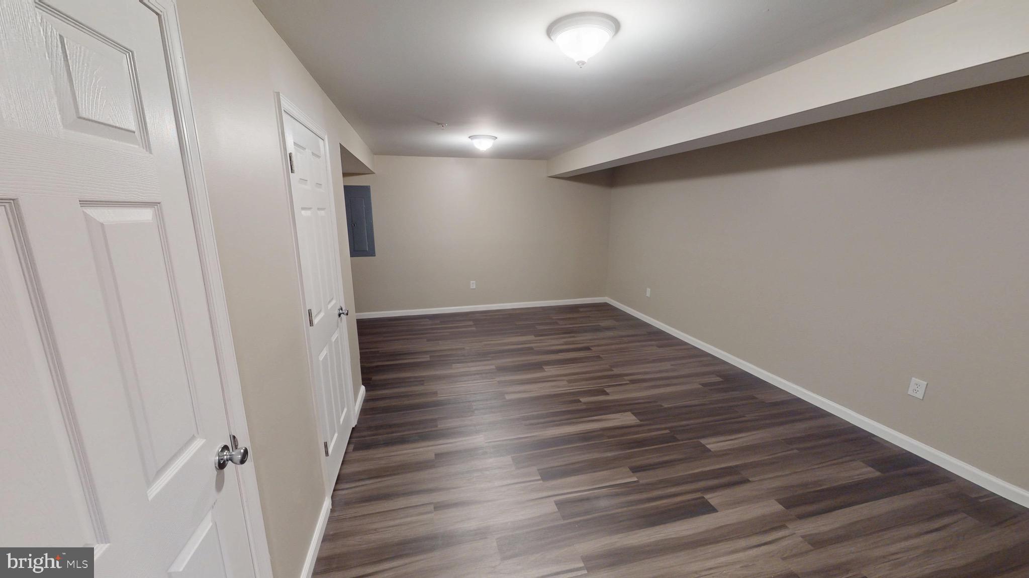 HAMPTON SUB-PLAT 1> - Residential