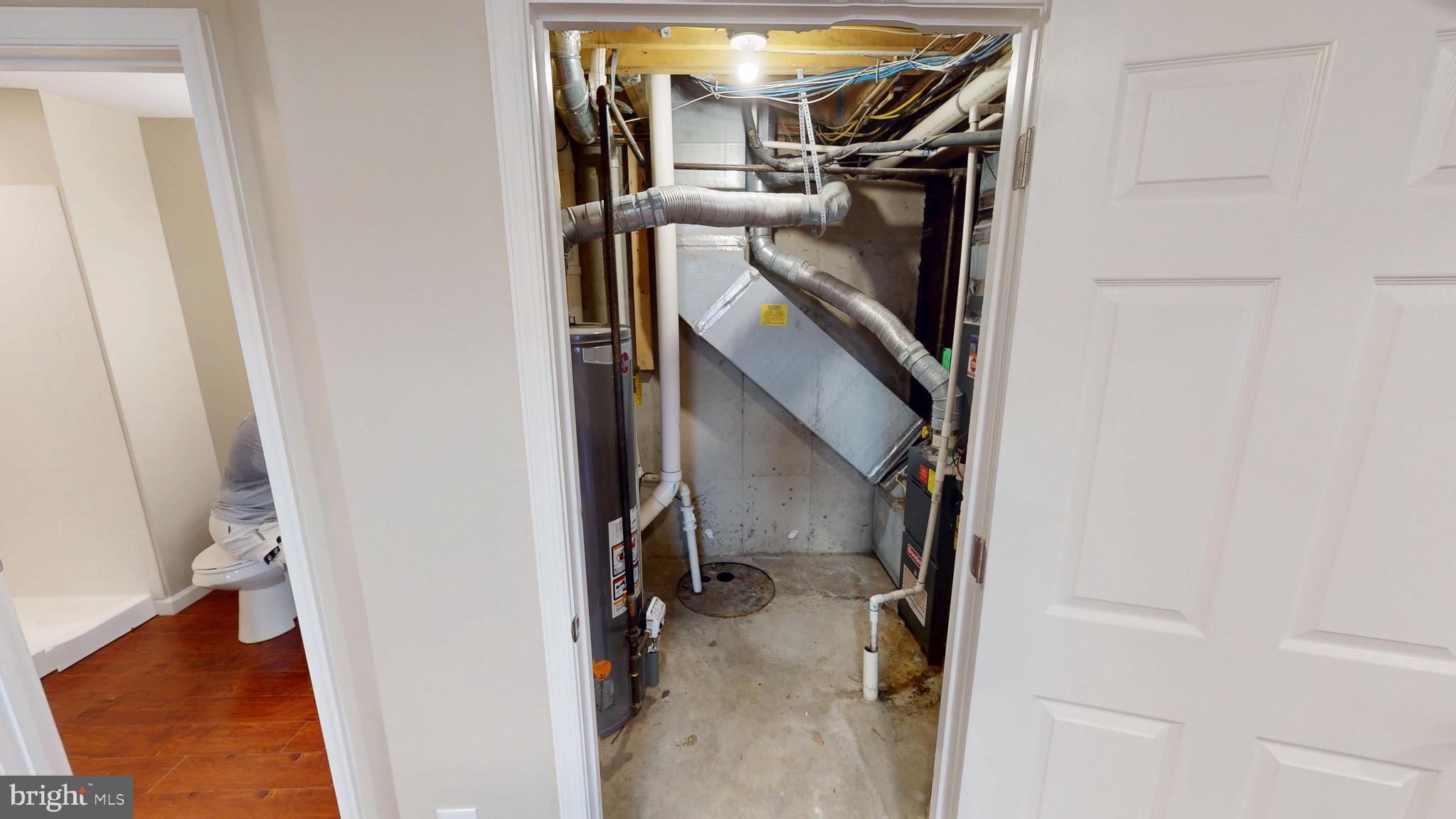 HAMPTON SUB-PLAT 1> - Residential