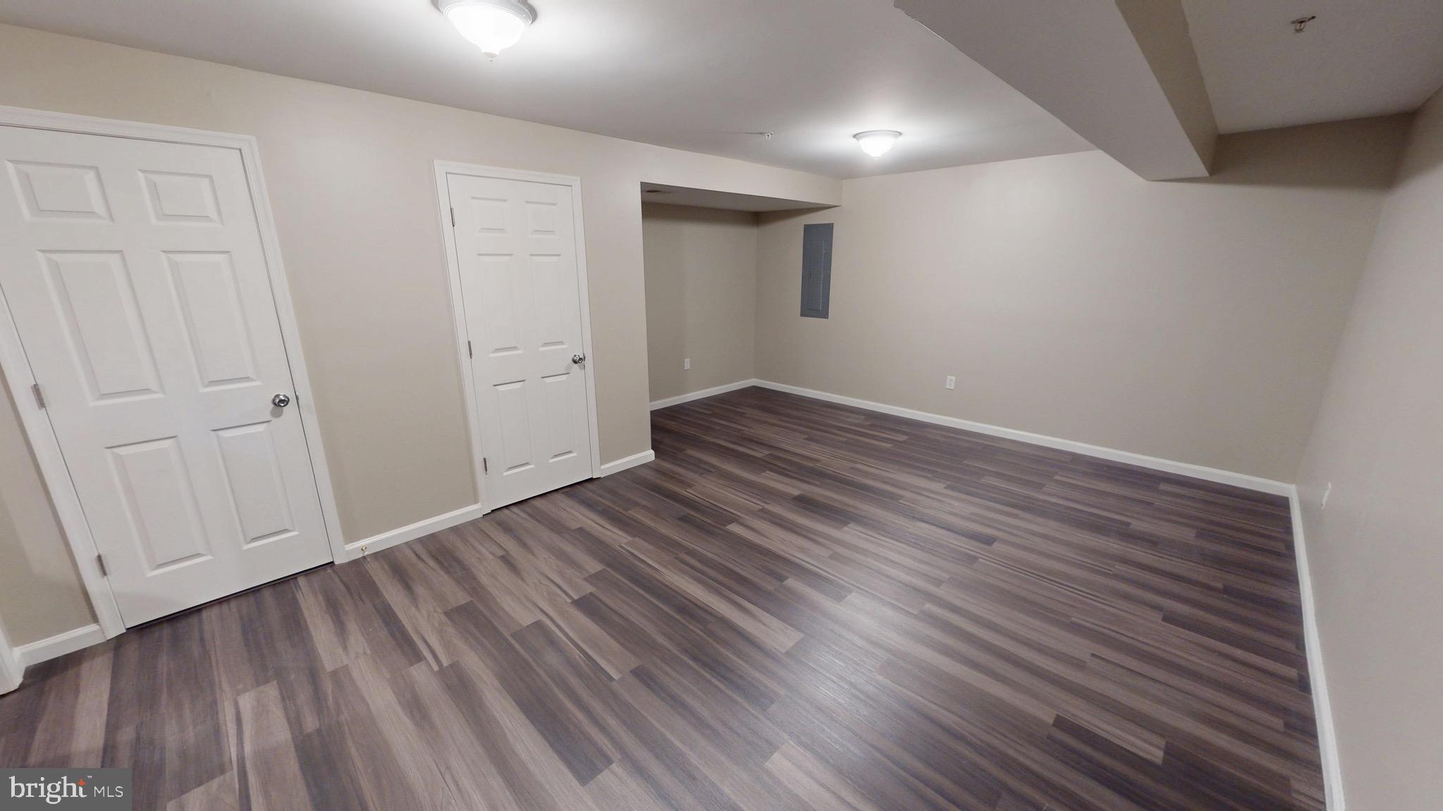 HAMPTON SUB-PLAT 1> - Residential