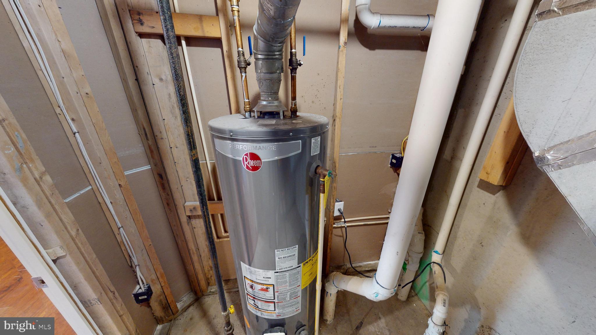 HAMPTON SUB-PLAT 1> - Residential