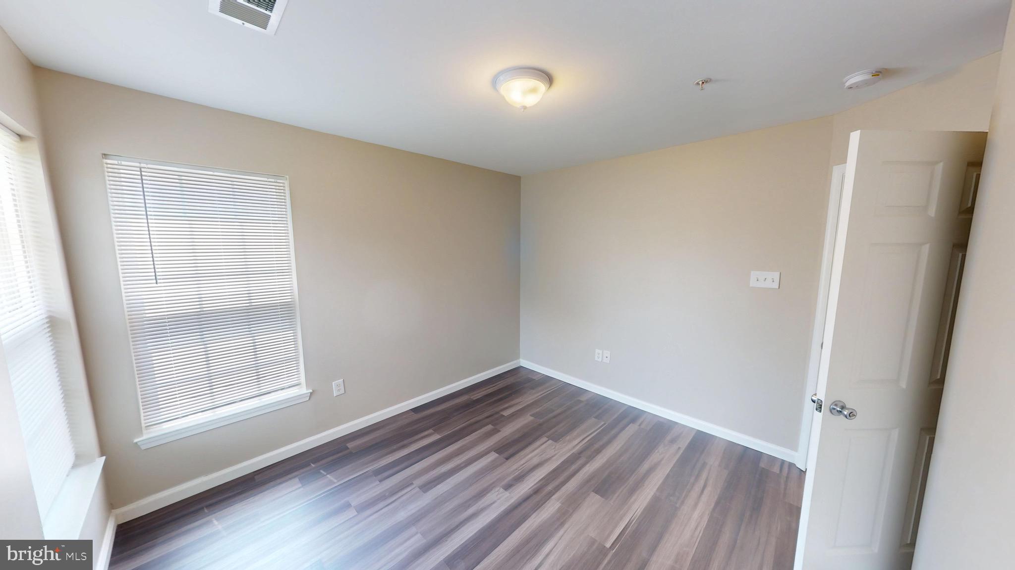 HAMPTON SUB-PLAT 1> - Residential