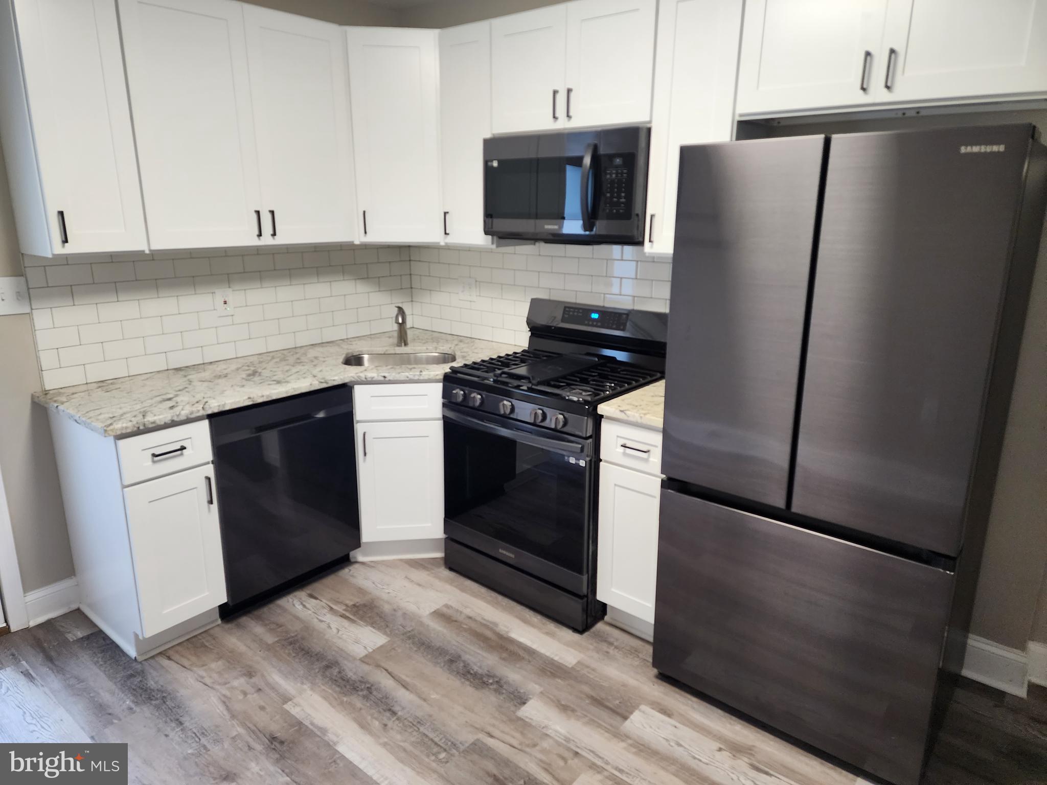 HAMPDEN HISTORIC DISTRICT - Residential Lease