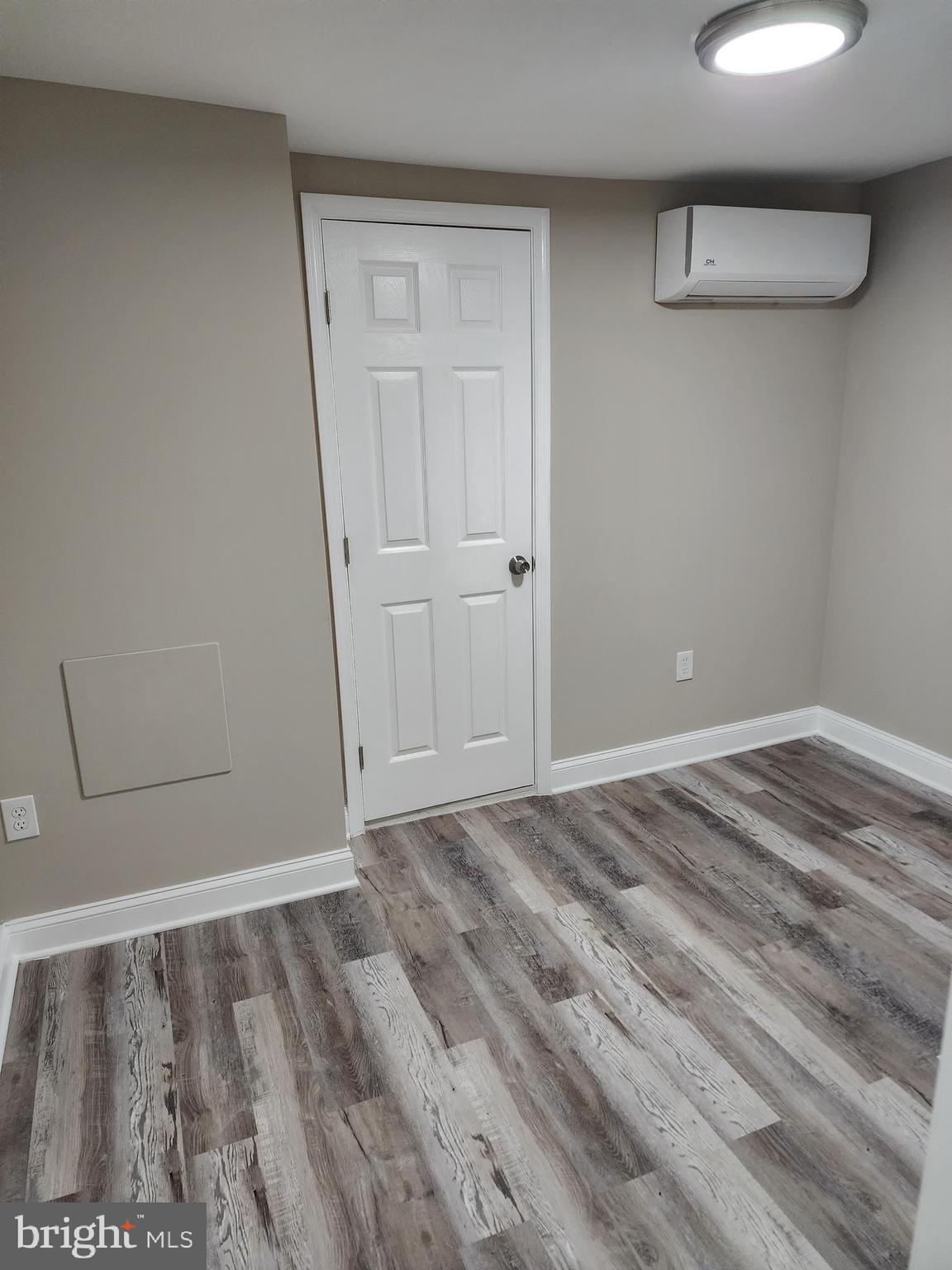 HAMPDEN HISTORIC DISTRICT - Residential Lease