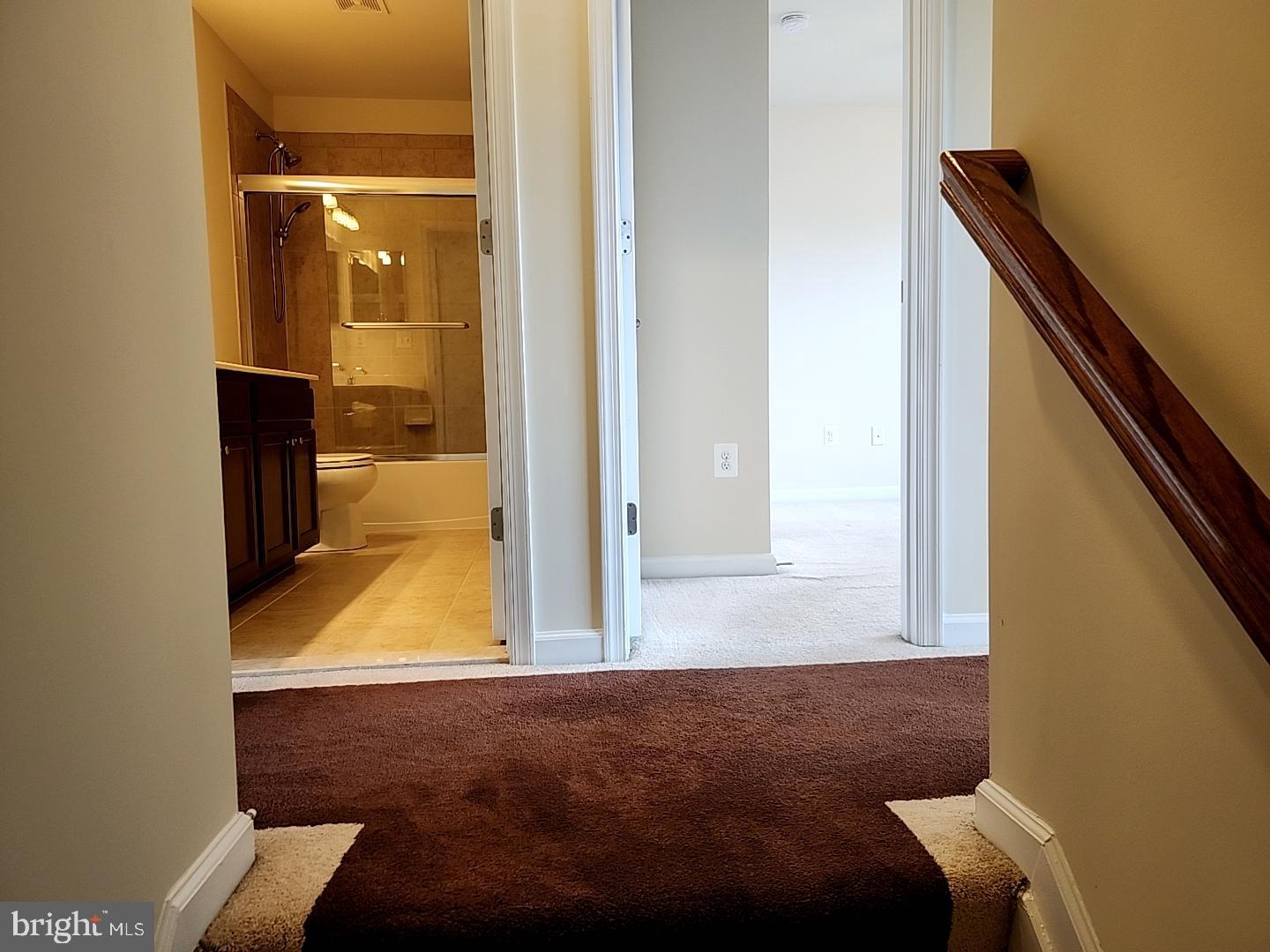 CHELSEA MANOR - Residential Lease