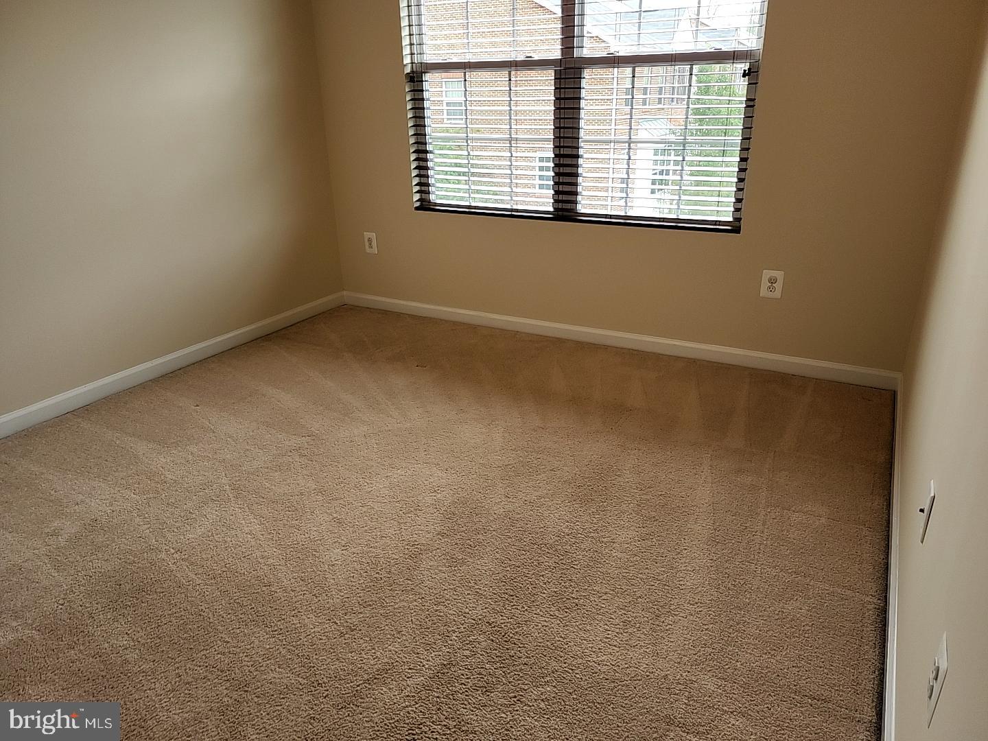 CHELSEA MANOR - Residential Lease