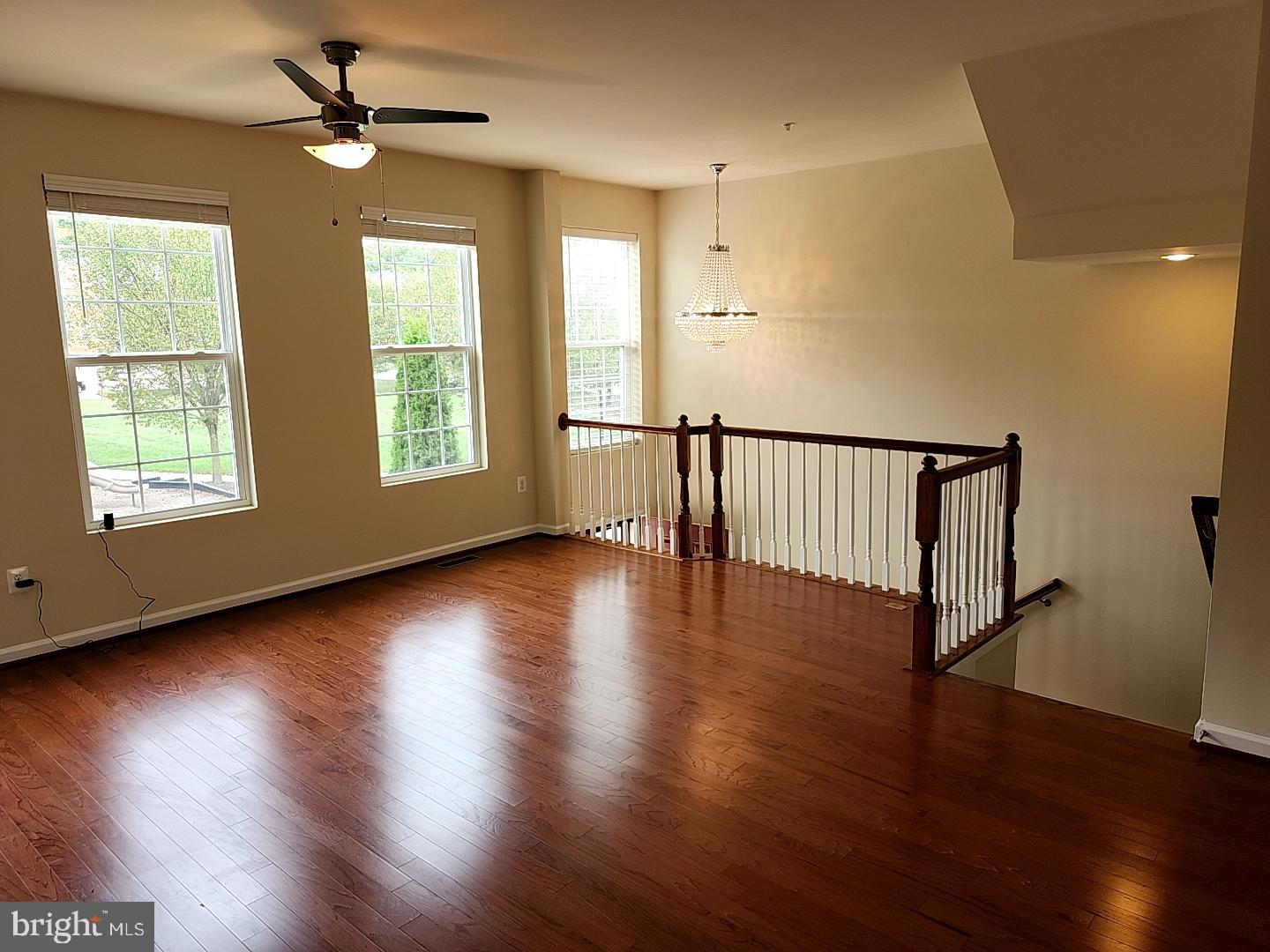 CHELSEA MANOR - Residential Lease