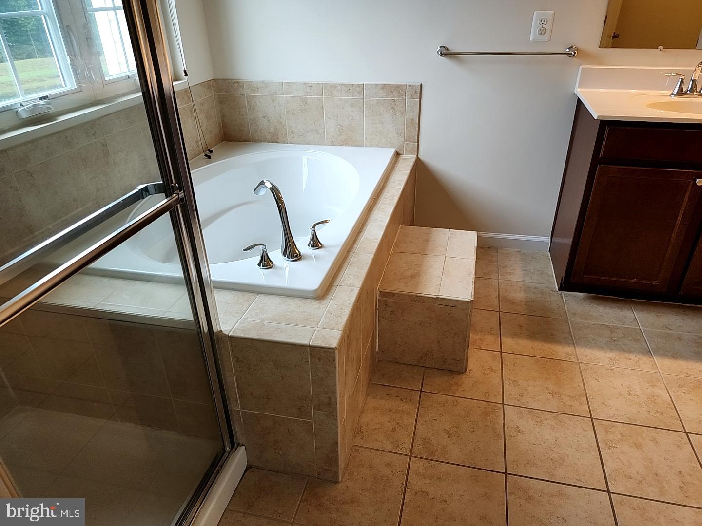 CHELSEA MANOR - Residential Lease