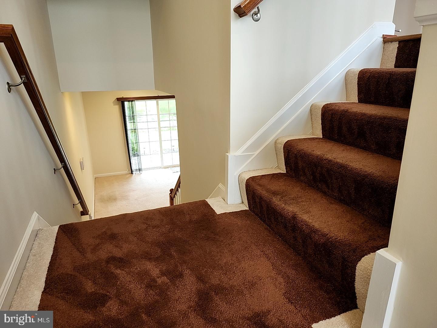 CHELSEA MANOR - Residential Lease