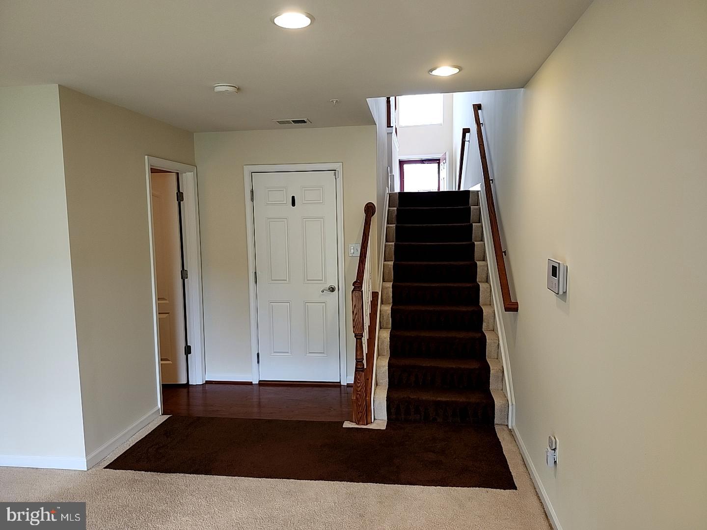 CHELSEA MANOR - Residential Lease