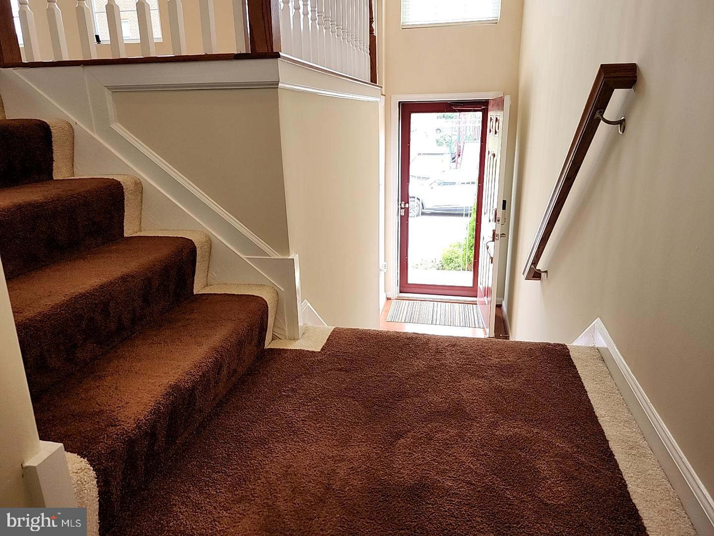 CHELSEA MANOR - Residential Lease