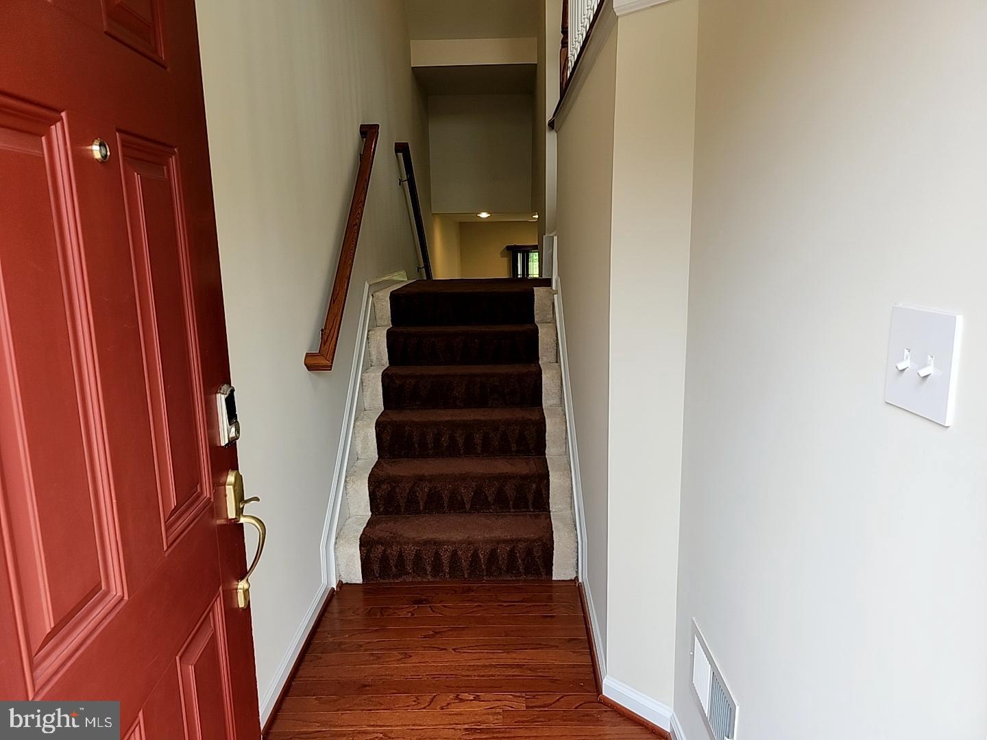 CHELSEA MANOR - Residential Lease