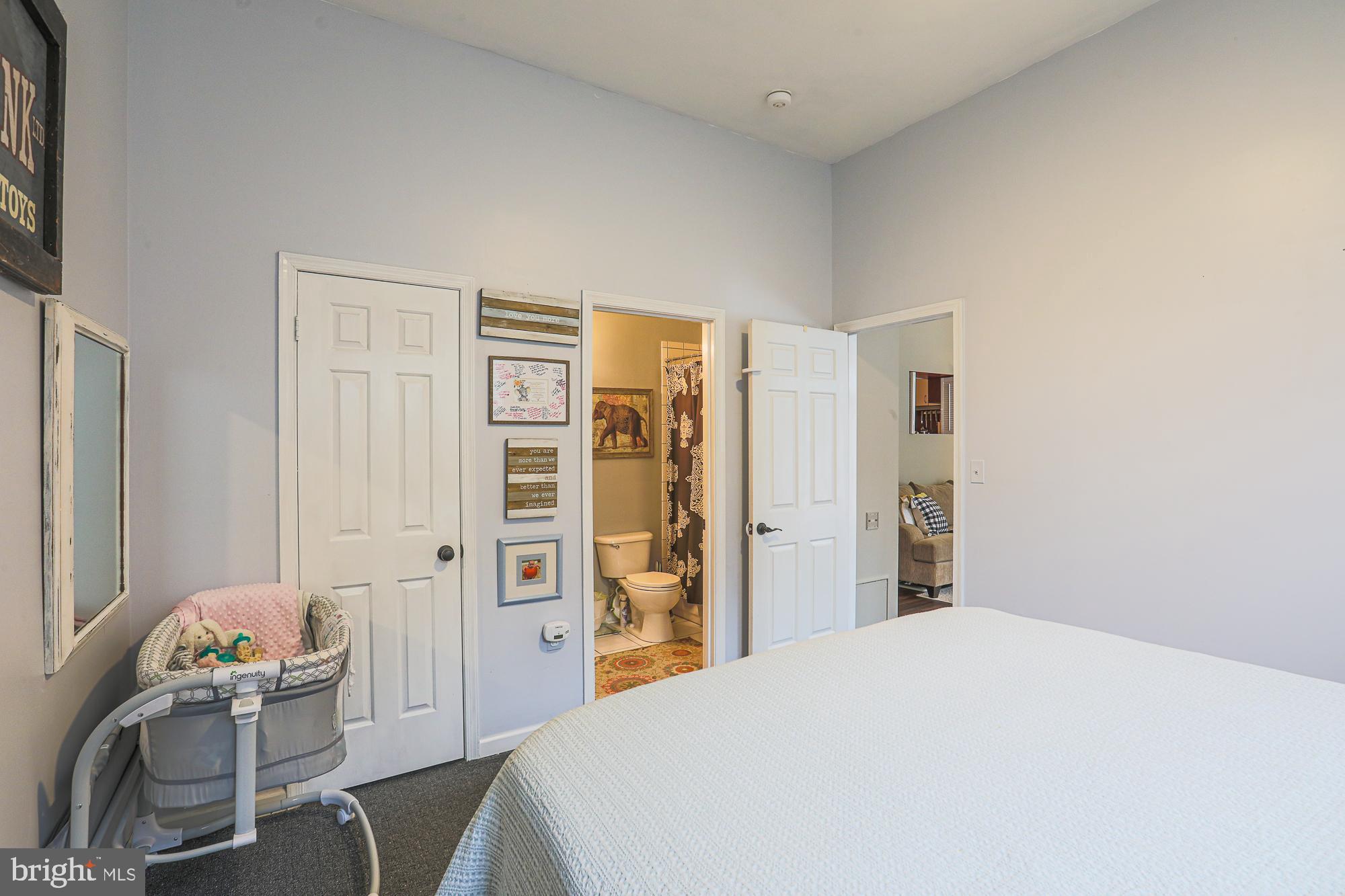 ROLAND PARK - Residential