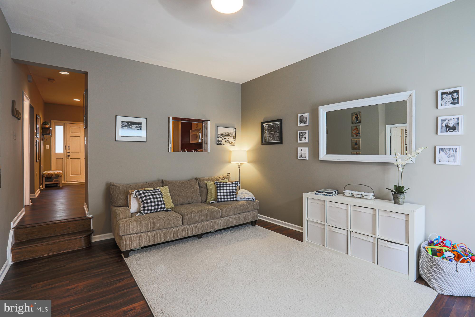 ROLAND PARK - Residential