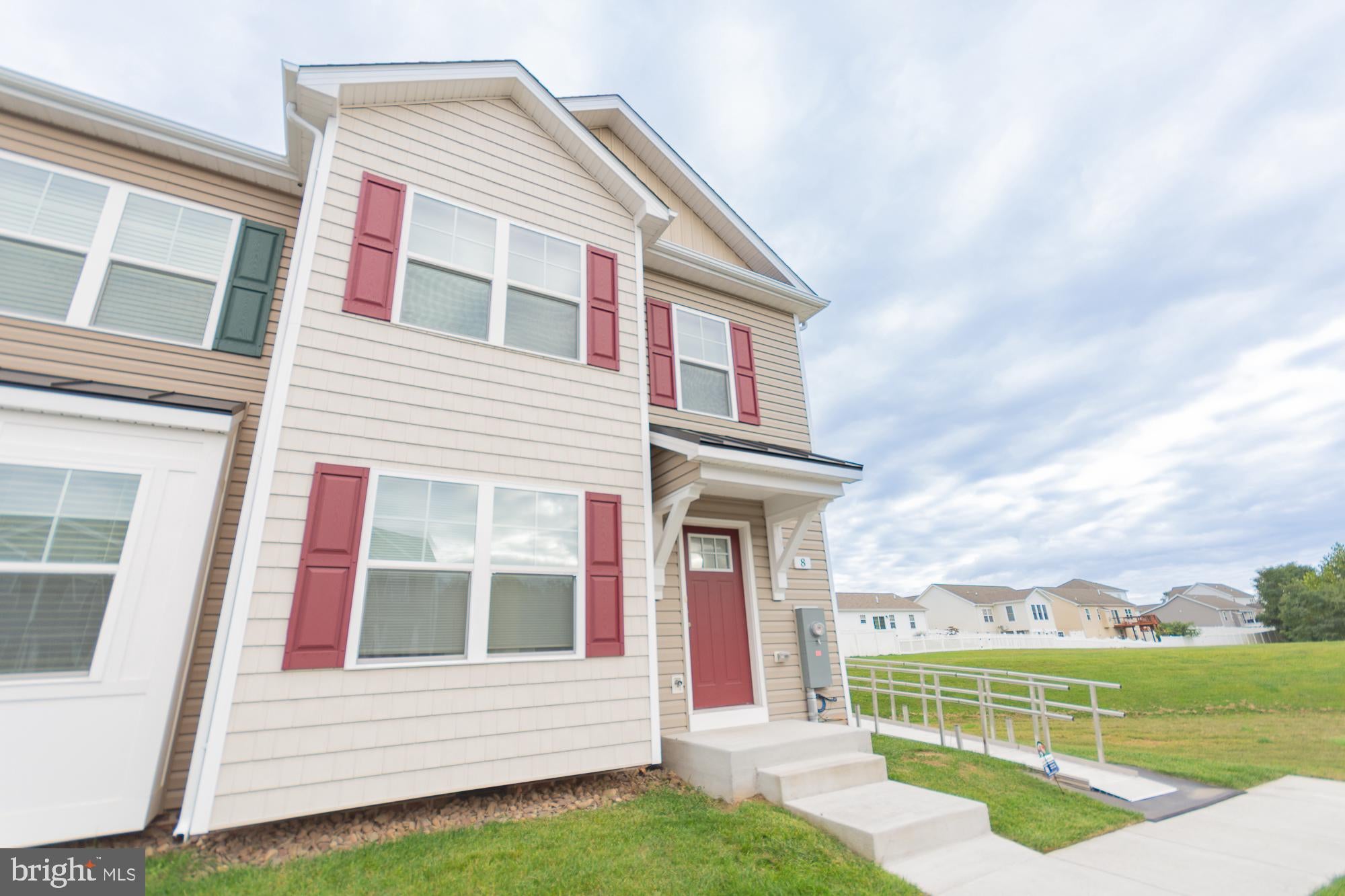 8 MOSES DRIVE