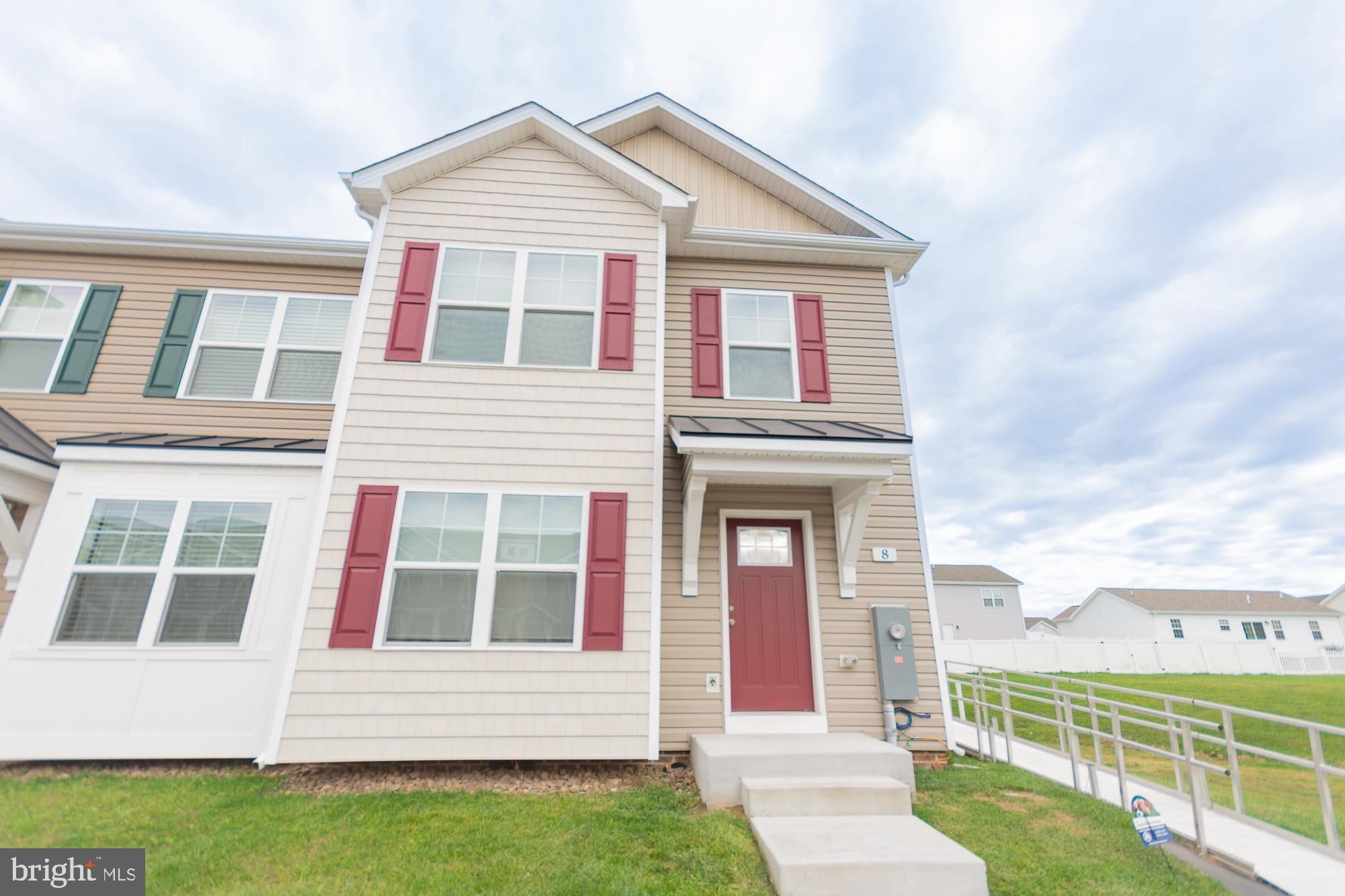 8 MOSES DRIVE