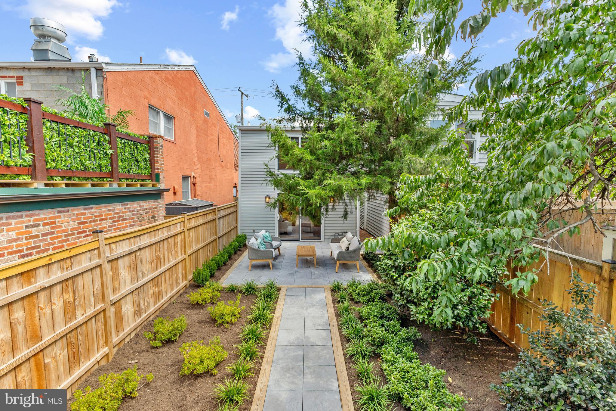 OLD TOWN - Residential