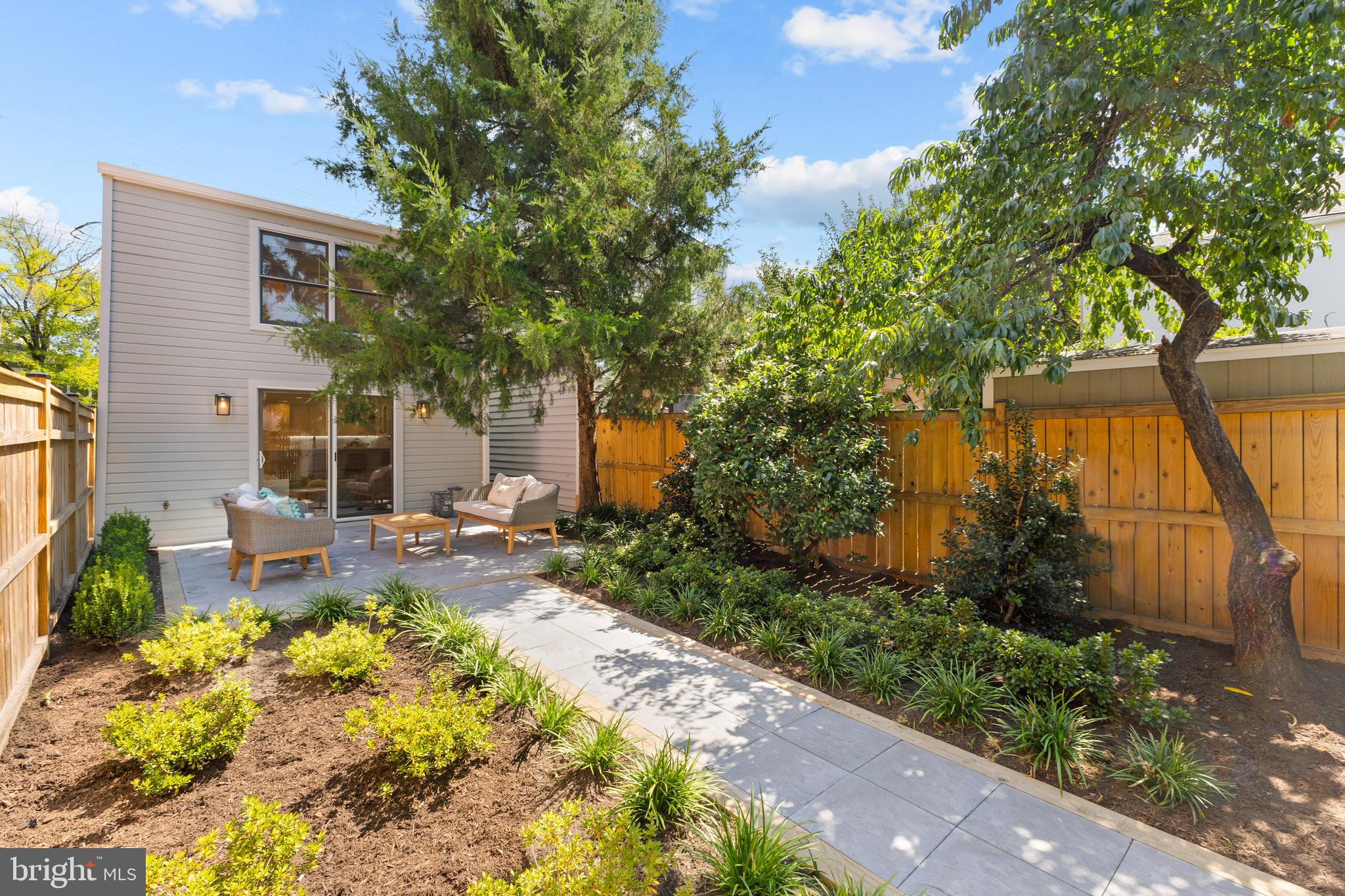 OLD TOWN - Residential