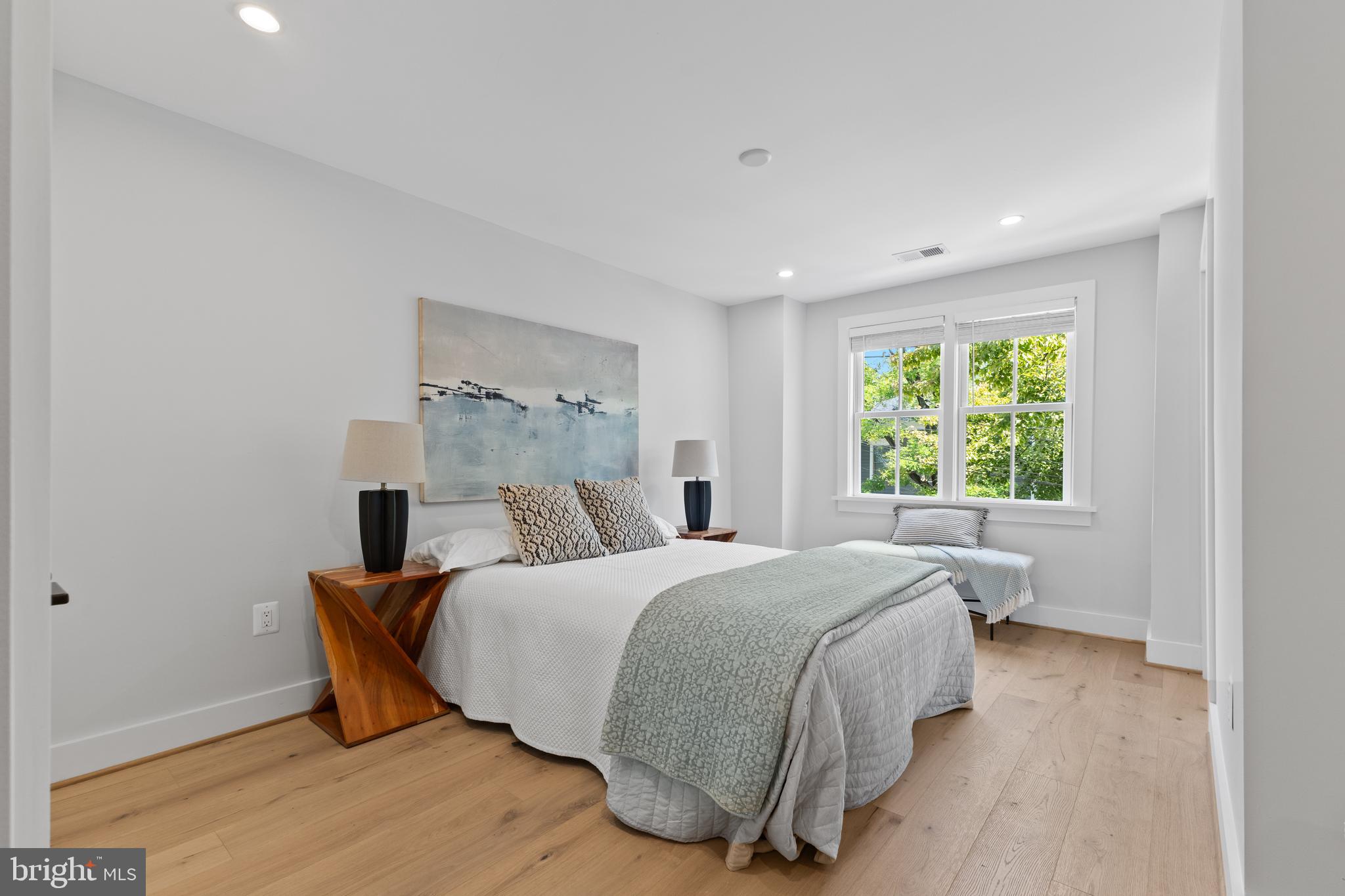 OLD TOWN - Residential