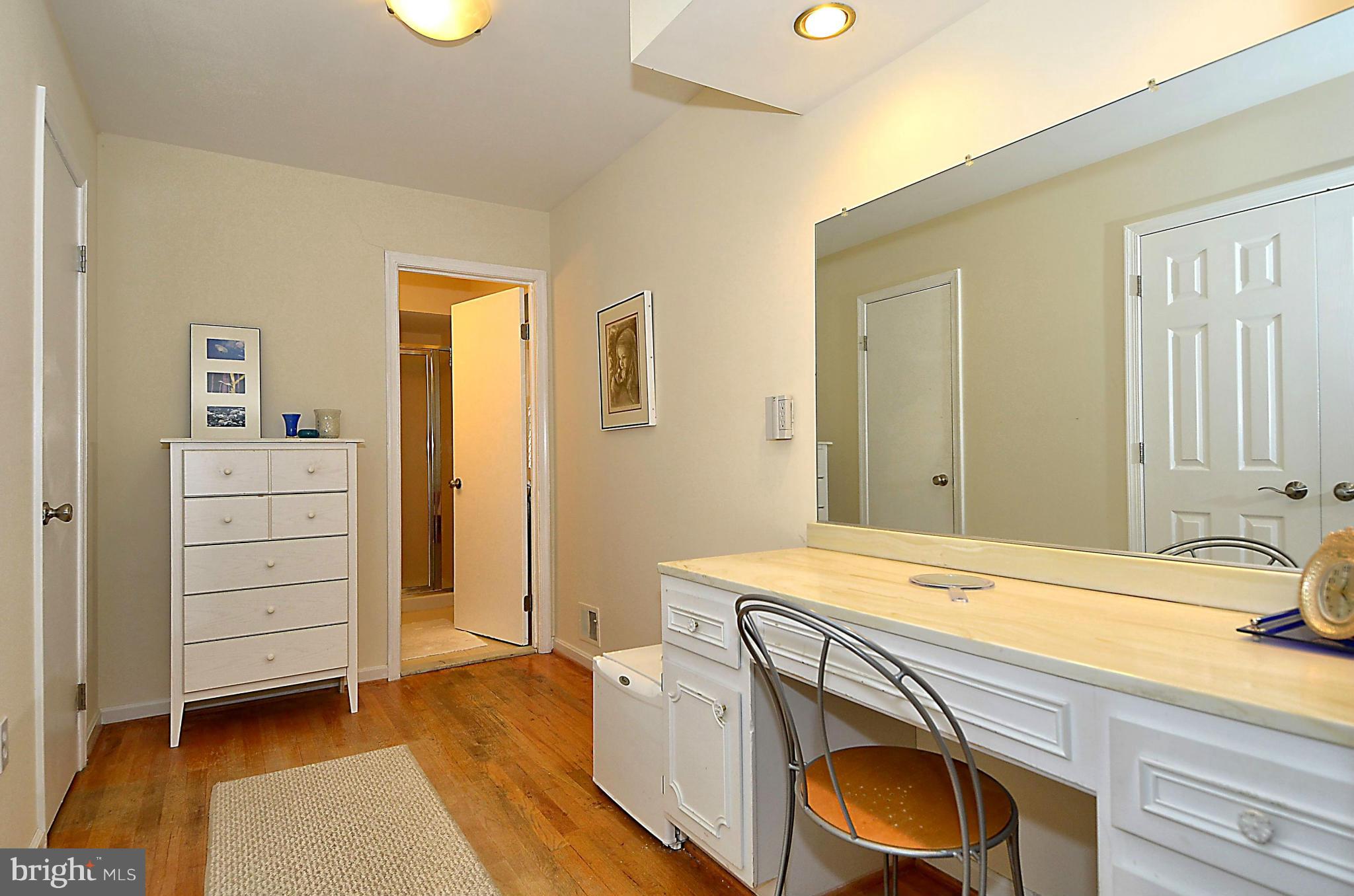 MILWAY MEADOWS - Residential