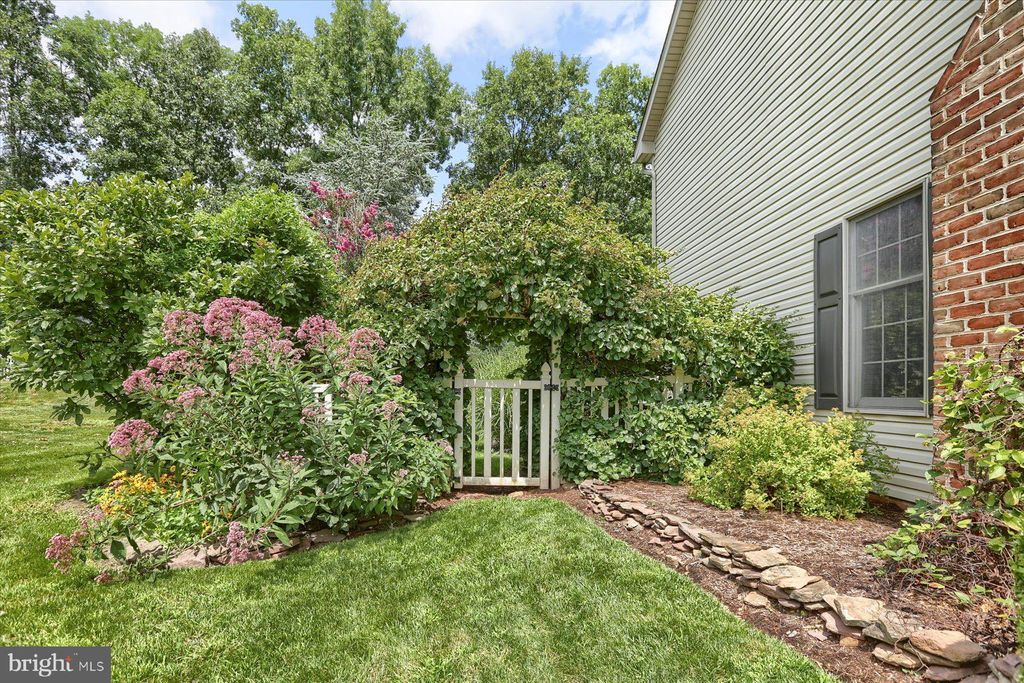 Photo of 1241 GRANTS PL, DENVER, PA 17517 (MLS # PALA2039426)