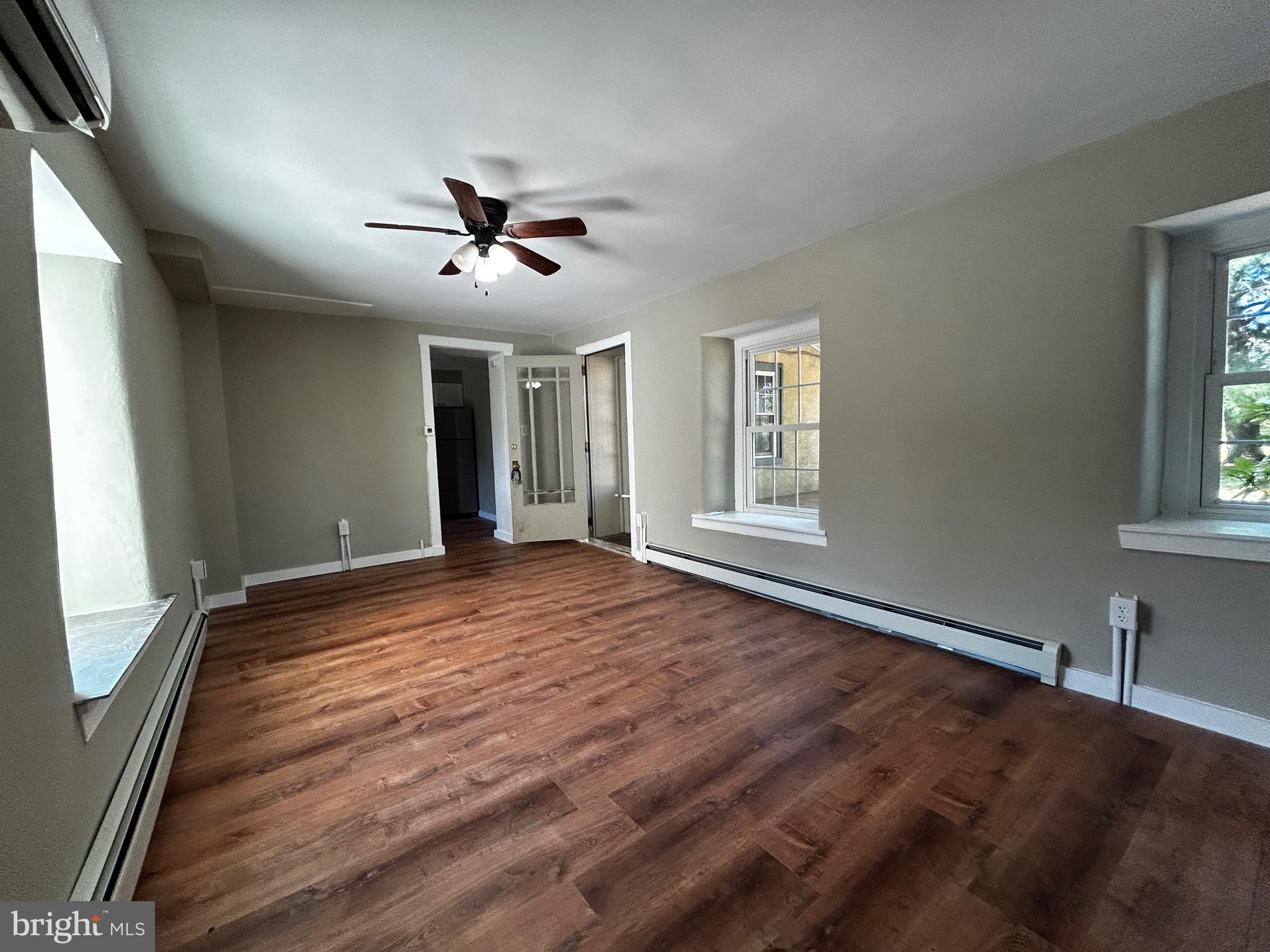 1239 SALFORD STREET 2