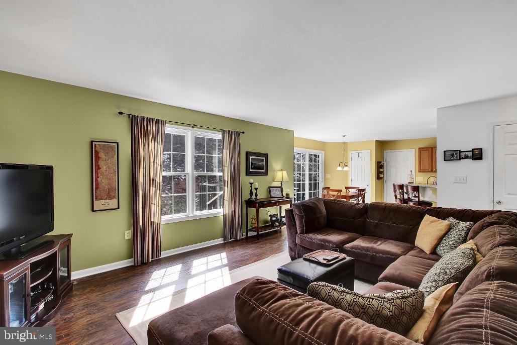 THE WOODS - Residential