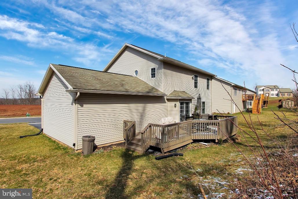 THE WOODS - Residential