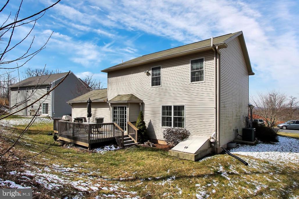 THE WOODS - Residential