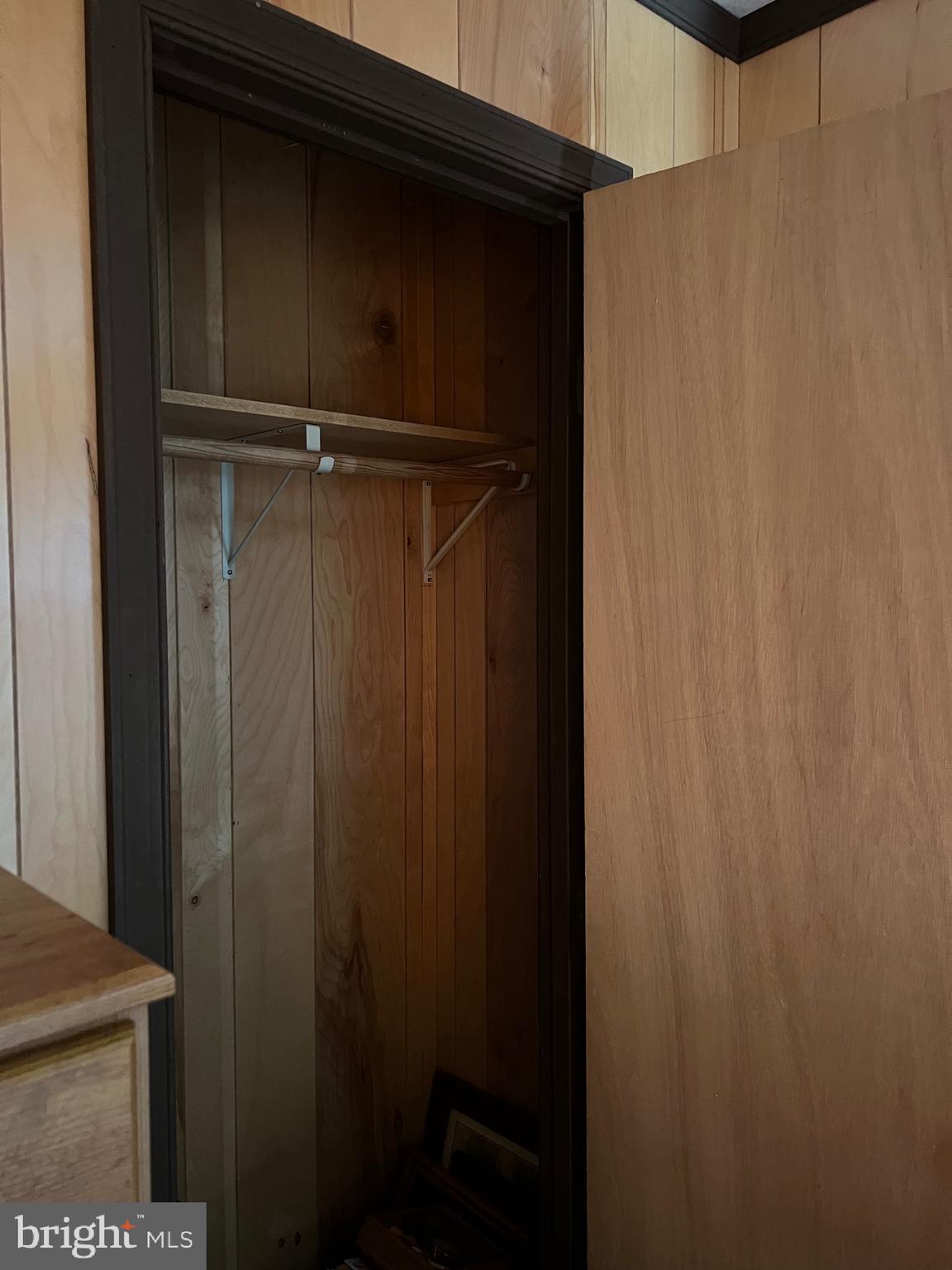 LITTLE MOUNTAIN ESTATES - Residential