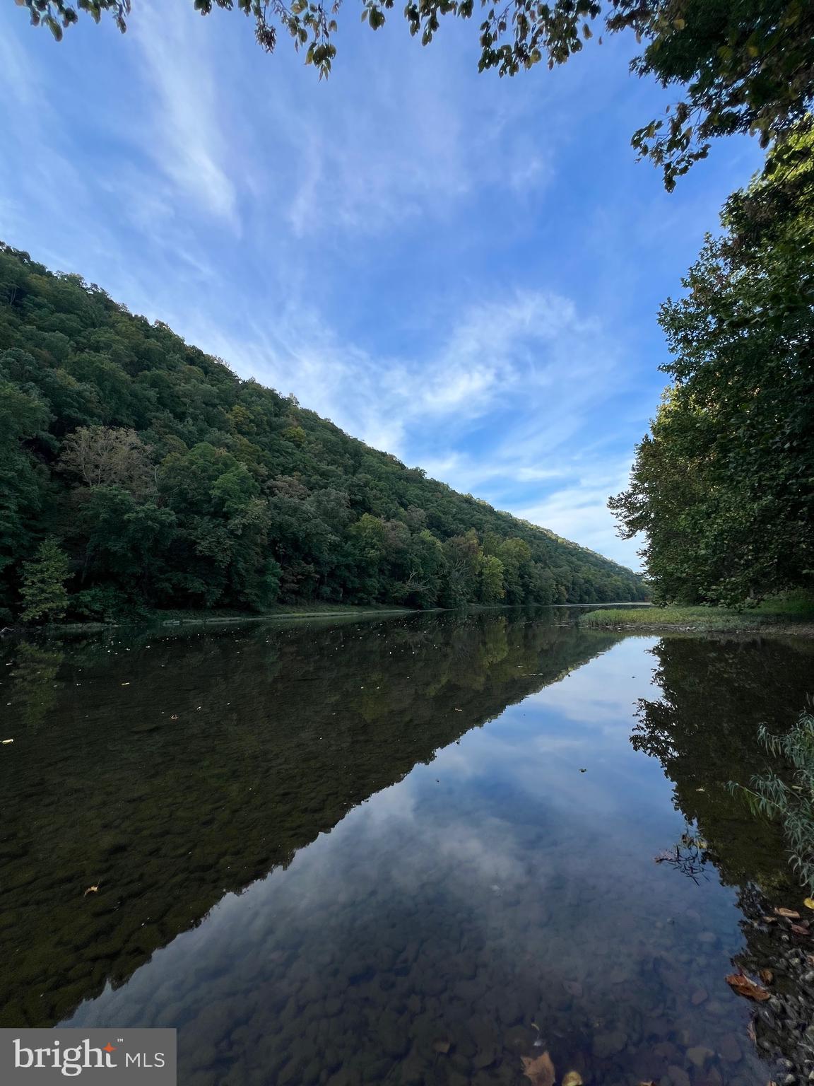 LITTLE MOUNTAIN ESTATES - Residential