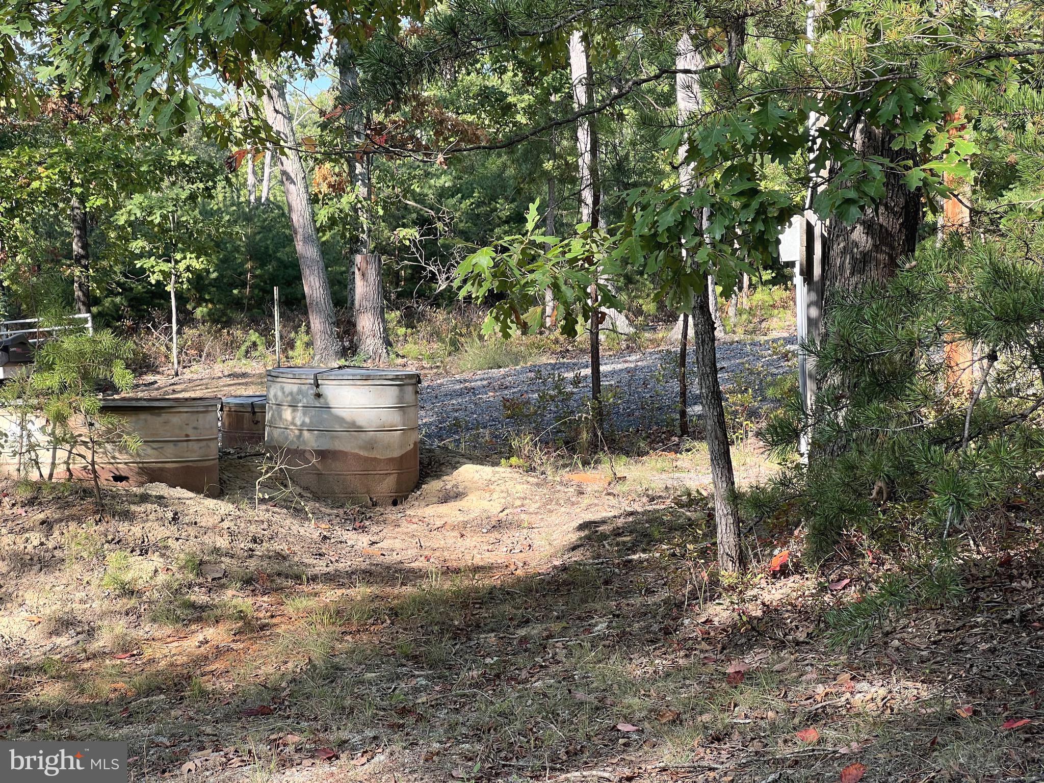 LITTLE MOUNTAIN ESTATES - Residential