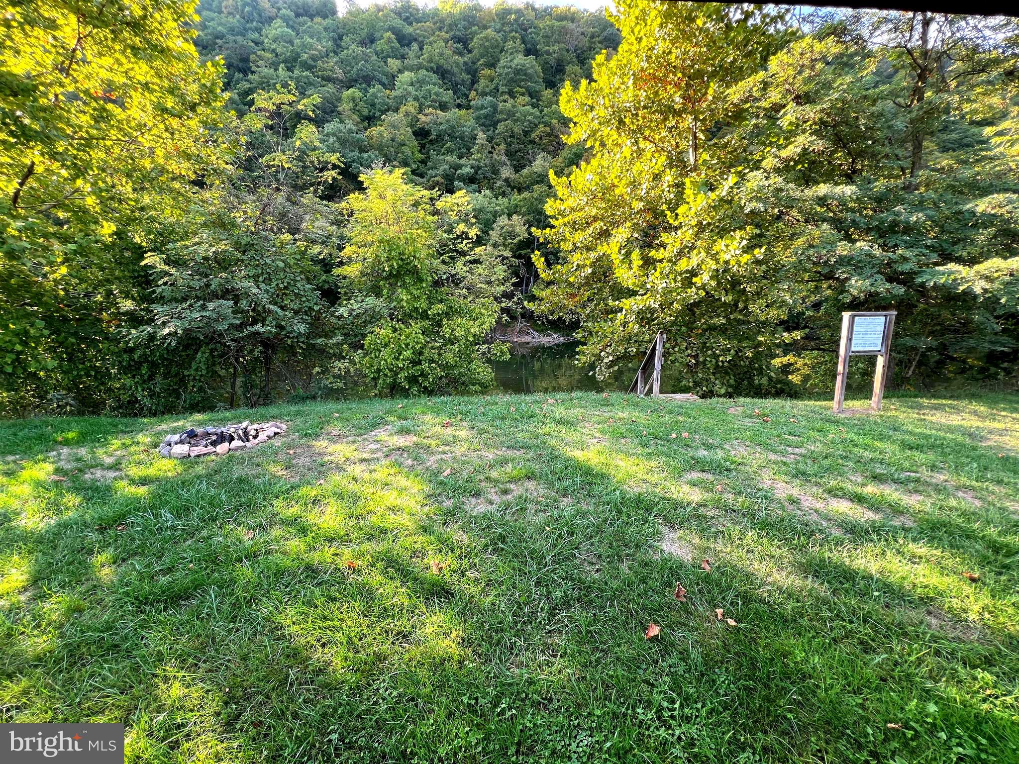 LITTLE MOUNTAIN ESTATES - Residential