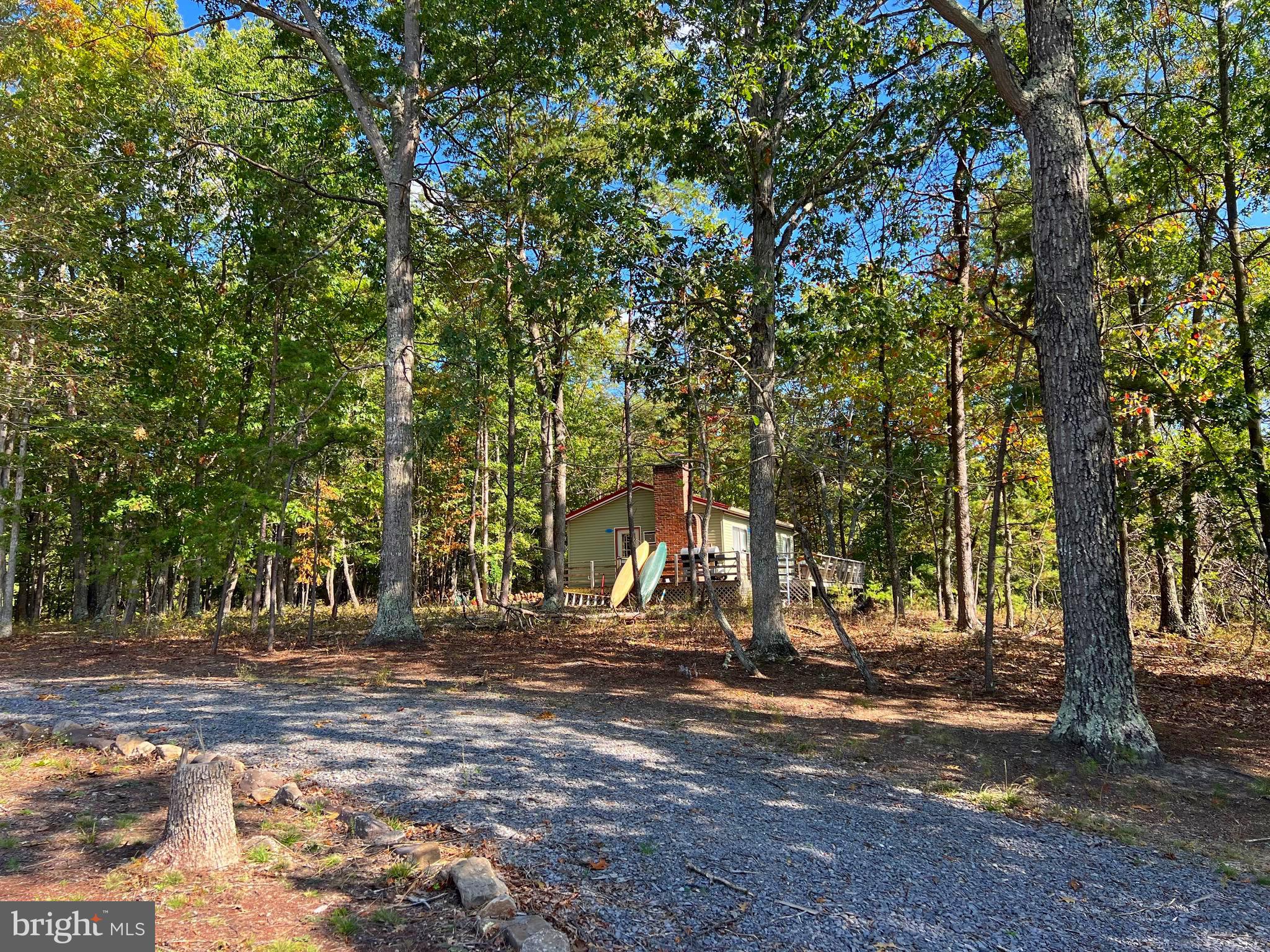 LITTLE MOUNTAIN ESTATES - Residential