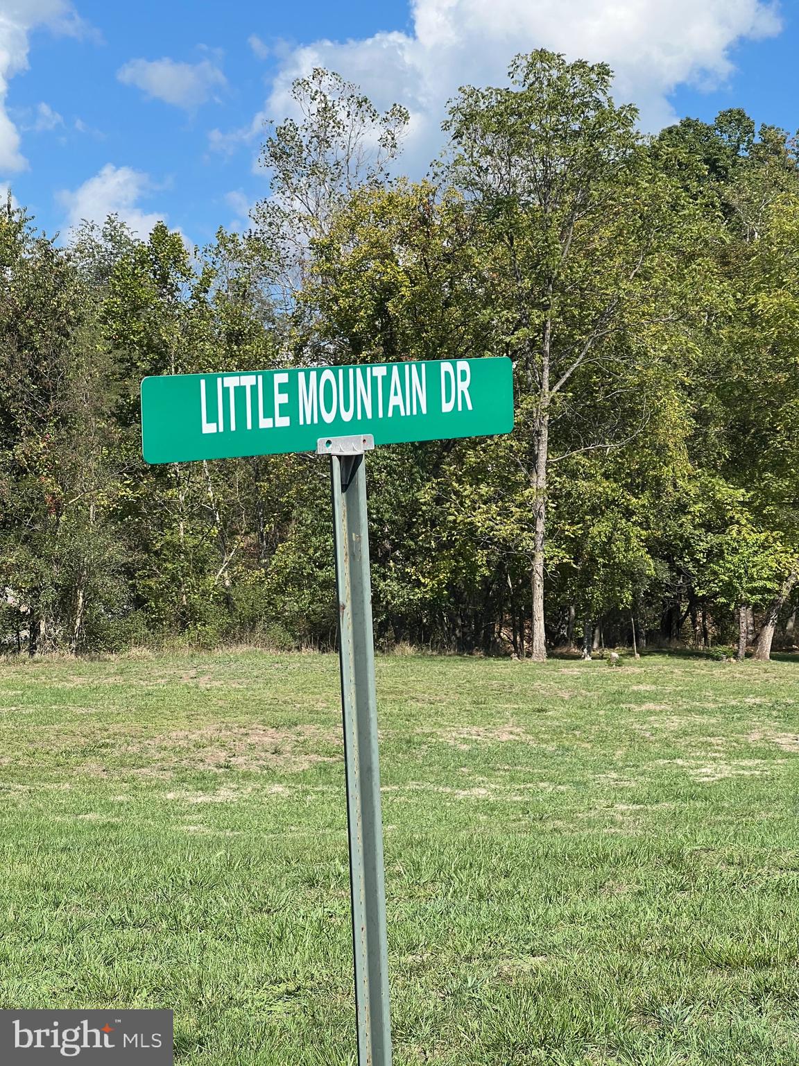 LITTLE MOUNTAIN ESTATES - Residential
