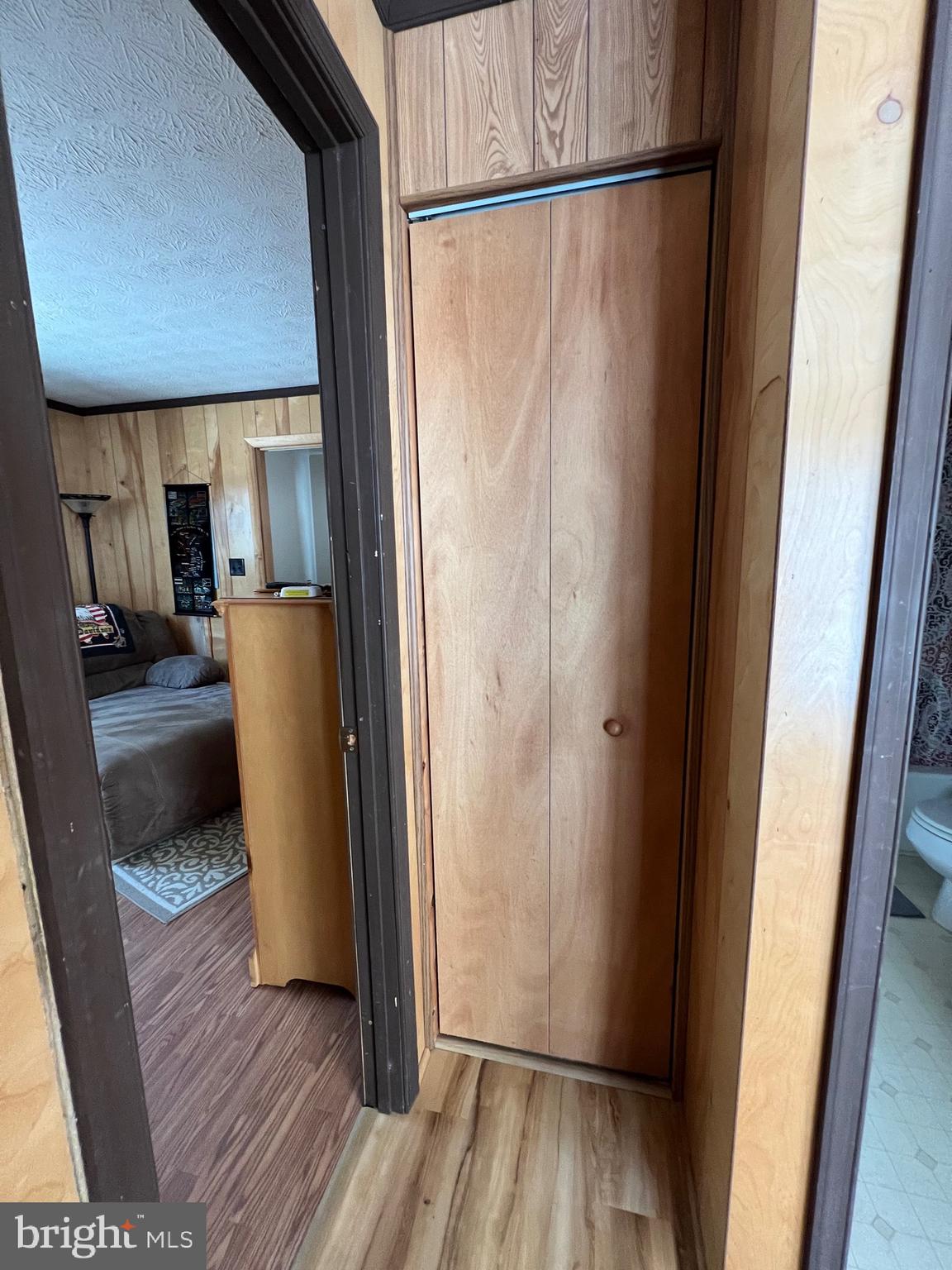 LITTLE MOUNTAIN ESTATES - Residential