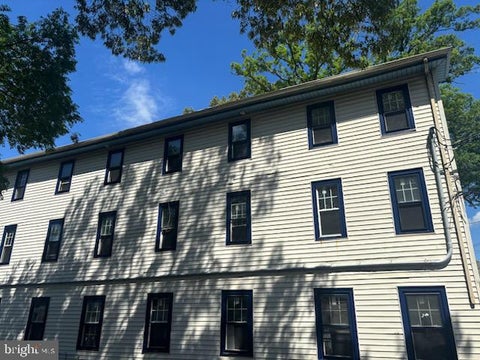 Condo For Rent - 166 East Avenue #B<br/> PITMAN, NJ 08071