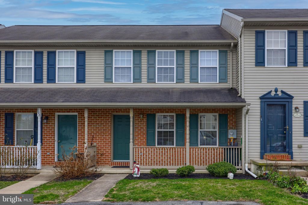 Photo of 191 Heatherwood Drive, Ephrata, PA 17522 (MLS # PALA2046302)