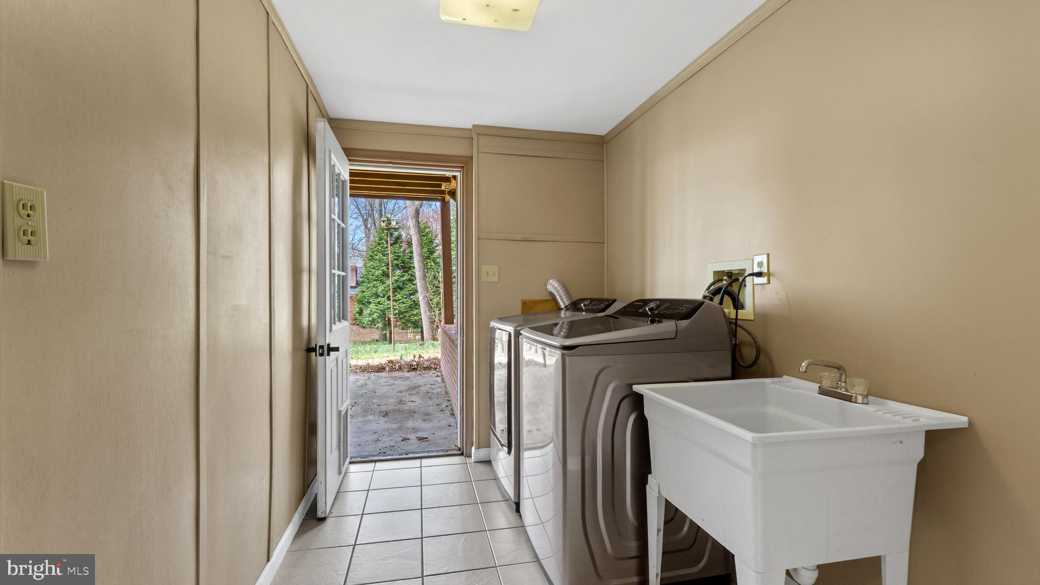 TUSCAWILLA HILLS - Residential