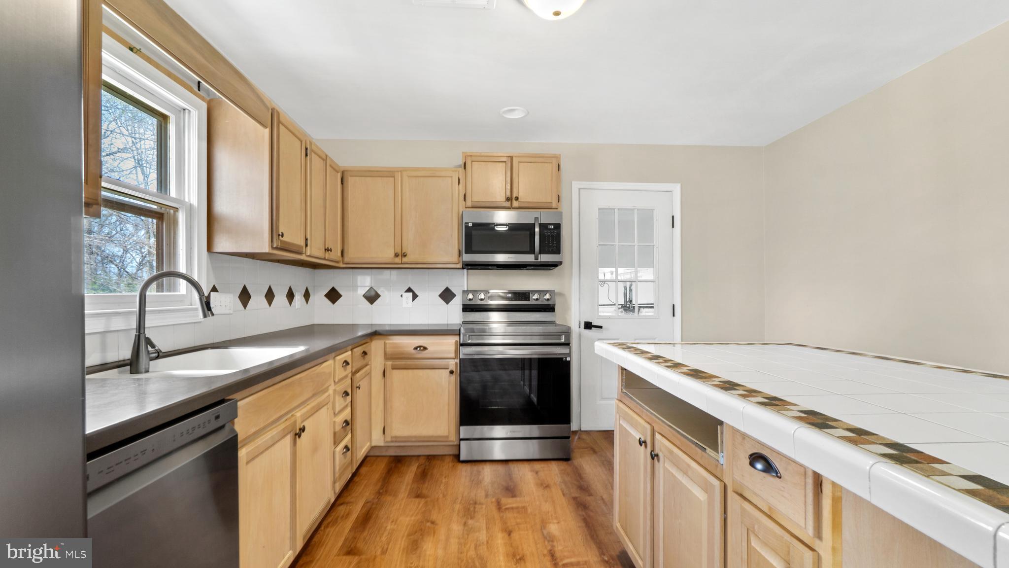 TUSCAWILLA HILLS - Residential