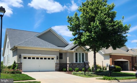 Photo of 6840 Tred Avon Place, GAINESVILLE, VA 20155 (MLS # VAPW2119968)