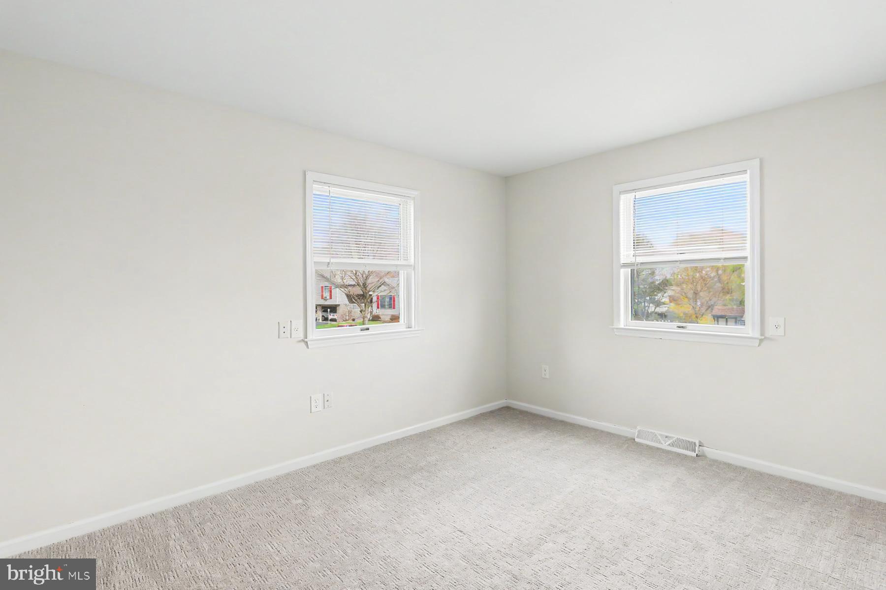 LINCOLN GARDENS - Residential