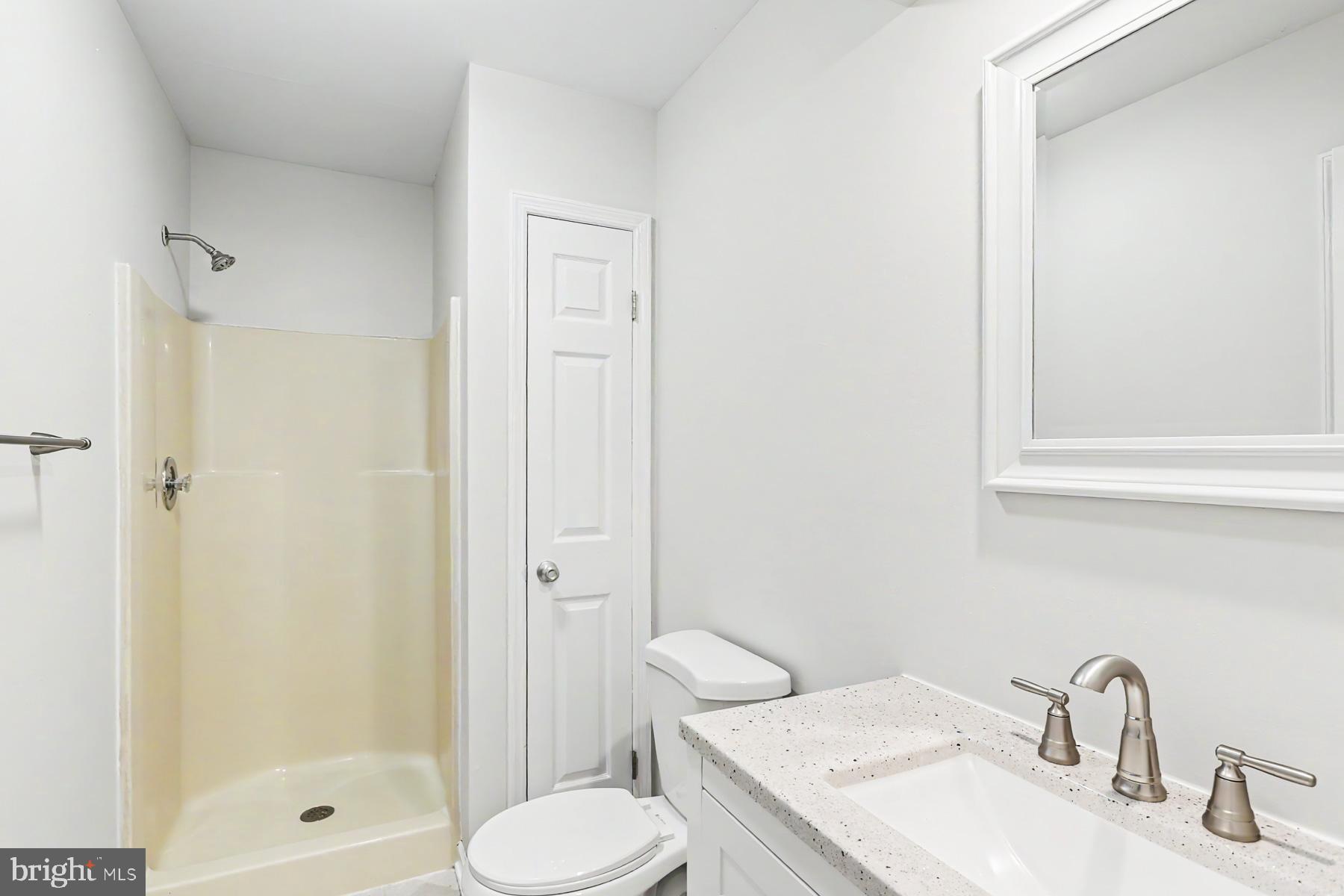 LINCOLN GARDENS - Residential