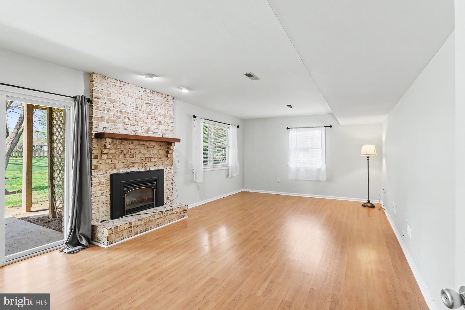 LINCOLN GARDENS - Residential