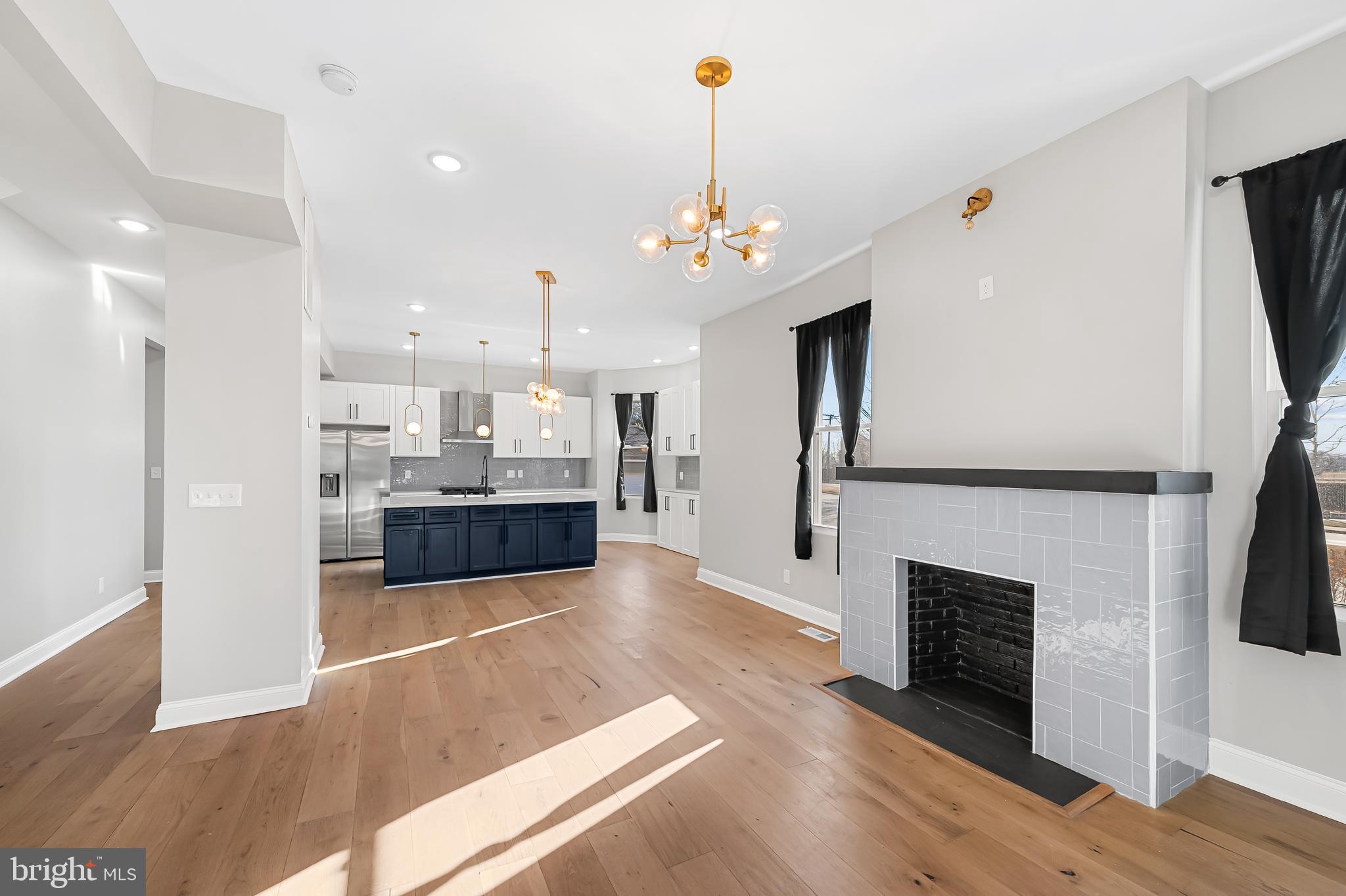 MOUNT WASHINGTON - Residential