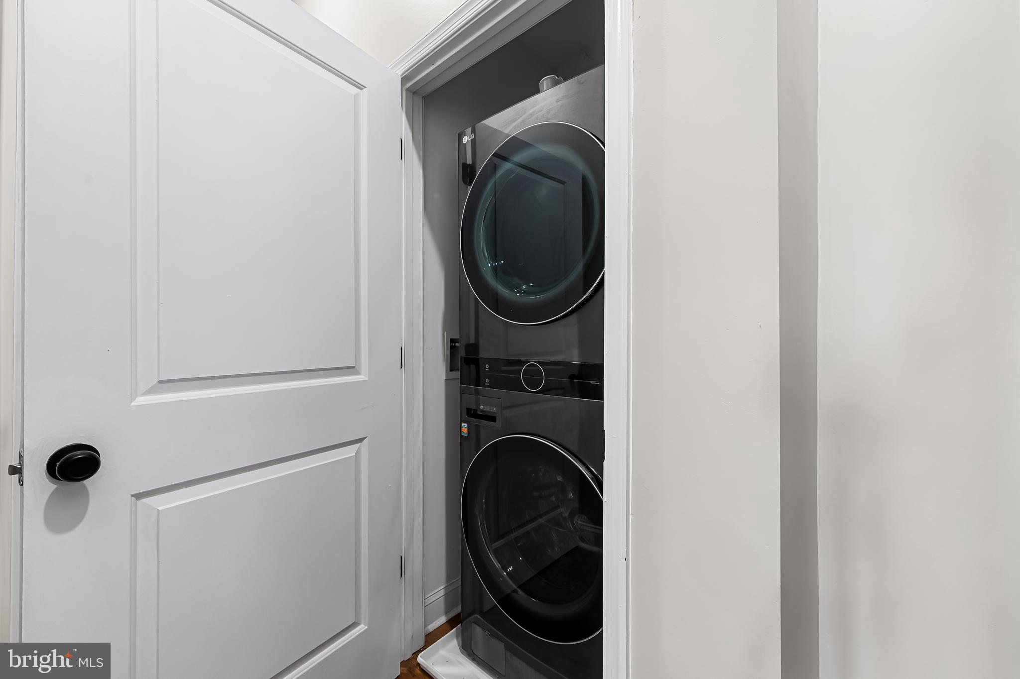 MOUNT WASHINGTON - Residential