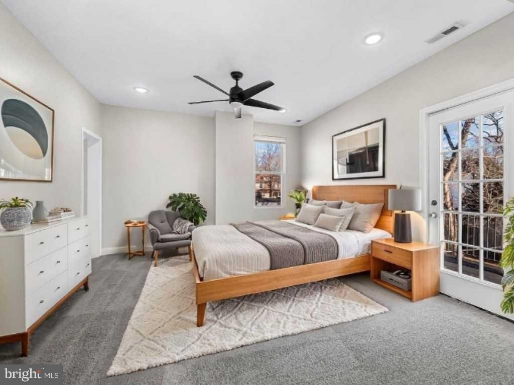 MOUNT WASHINGTON - Residential