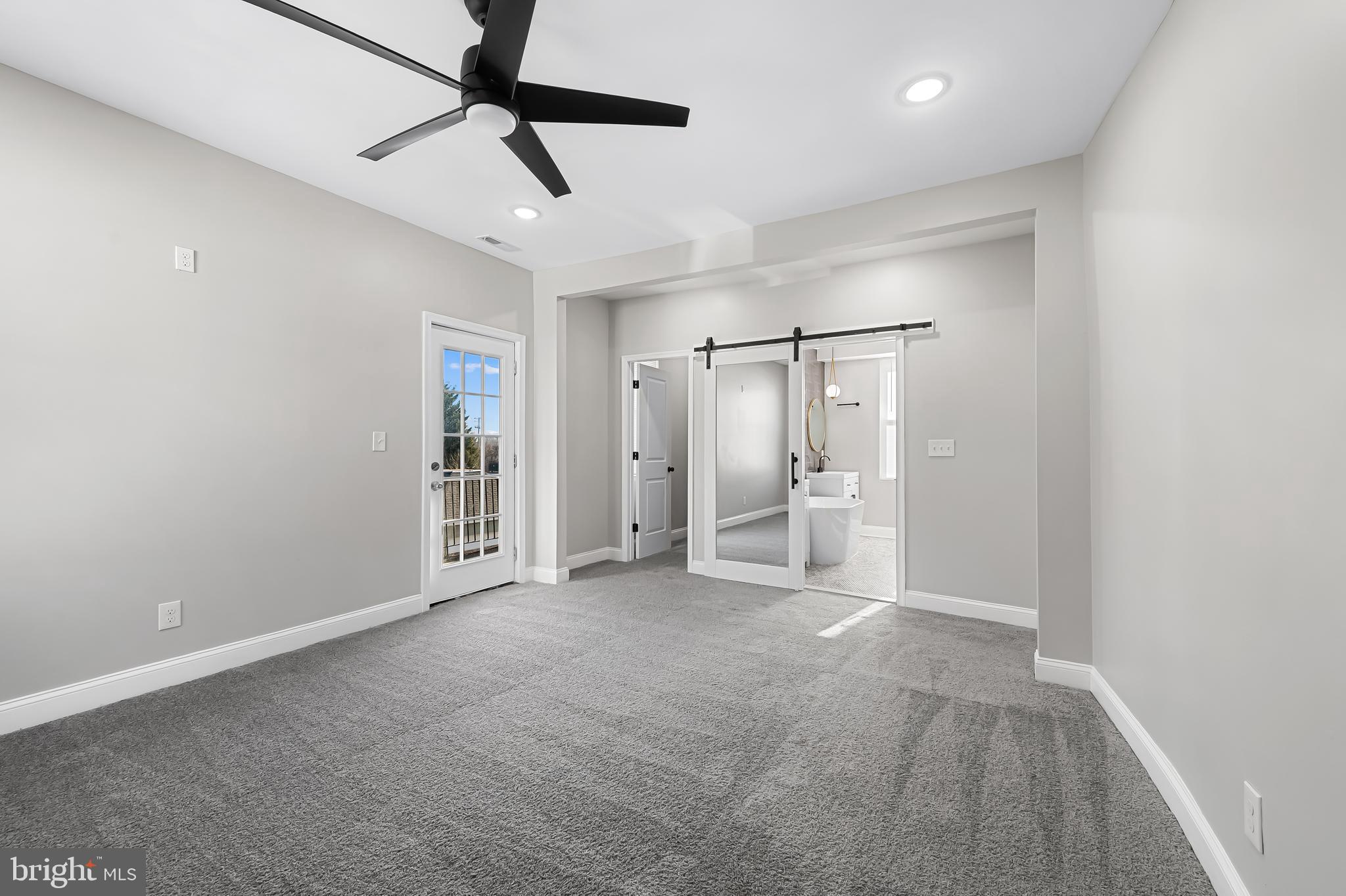 MOUNT WASHINGTON - Residential